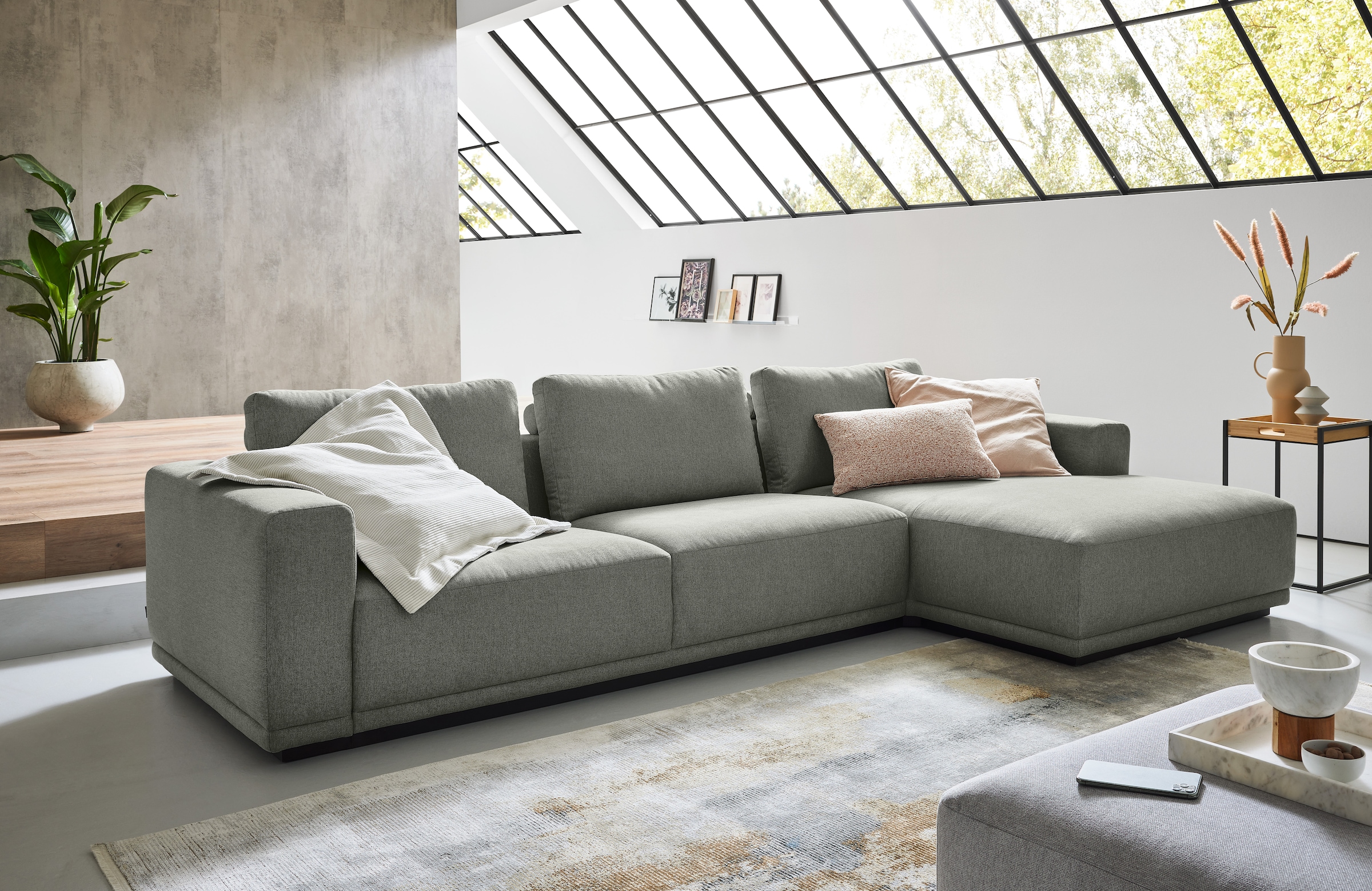 Musterring Canapé d'angle »JustB! PM200, Holzrahmen in schwarz, wahlw. Sitzvorzug, Breite 316cm« canapé d'angle gauche & chaise longue droite, avec accoudoirs, coussins de dossier inclus
