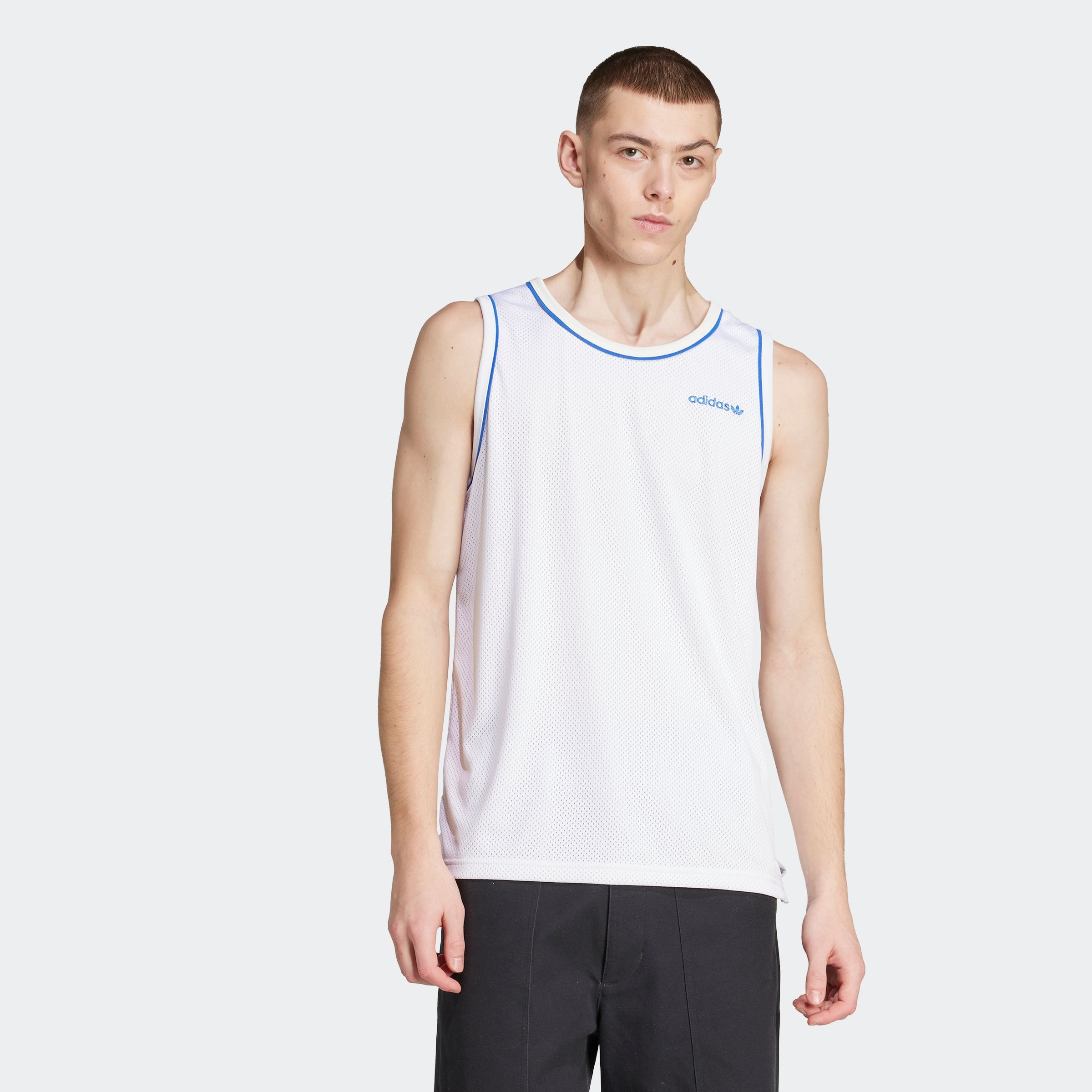 Image of adidas Originals Tanktop "VEST" sportliche Schnittform, aus Polyester, ärmellos, sportlicher Stil
