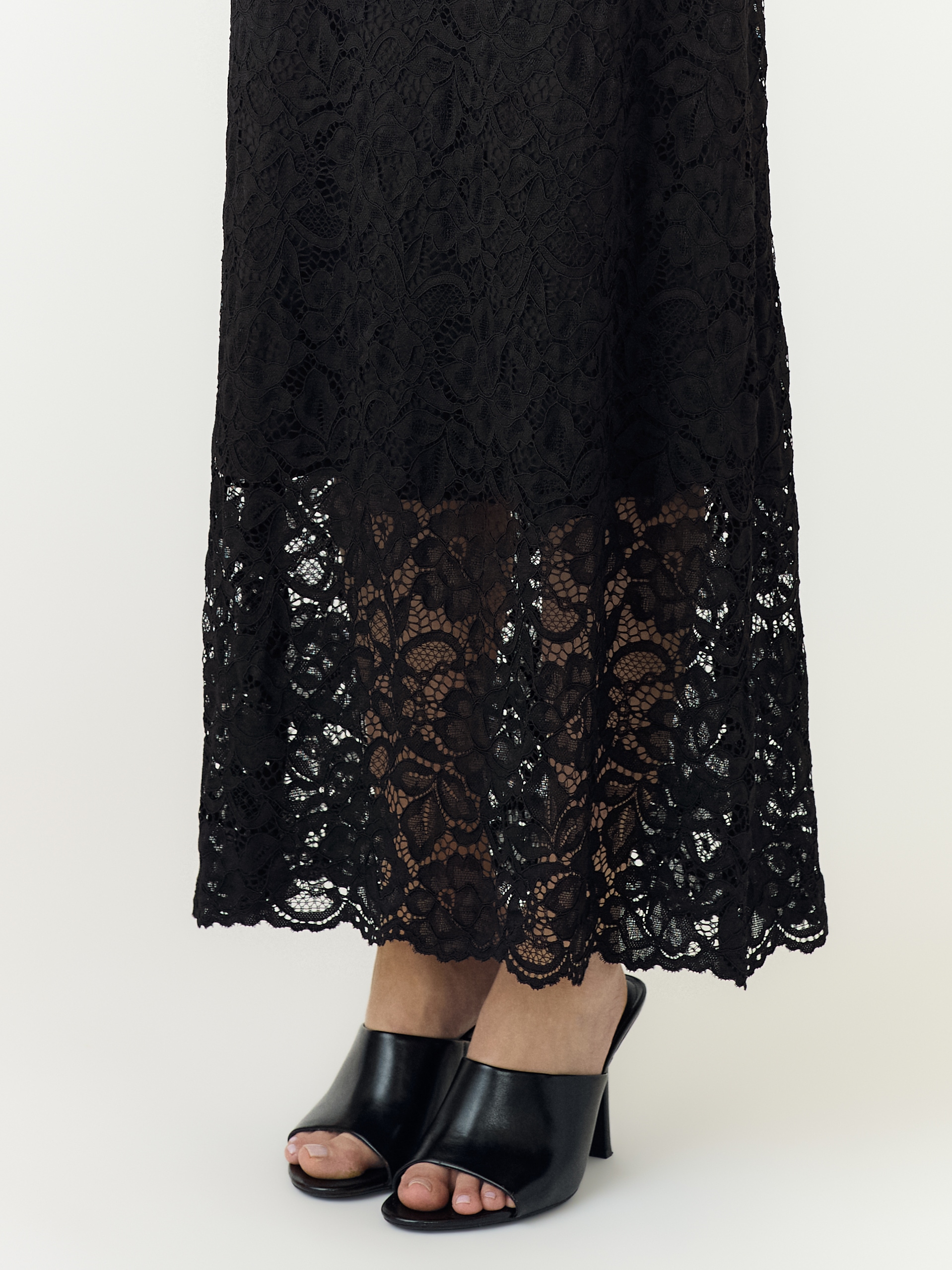 Y.A.S Maxi jupe »YASLACEY HW LONG LACE SKIRT S. NOOS« mélange de matériaux, taille haute
