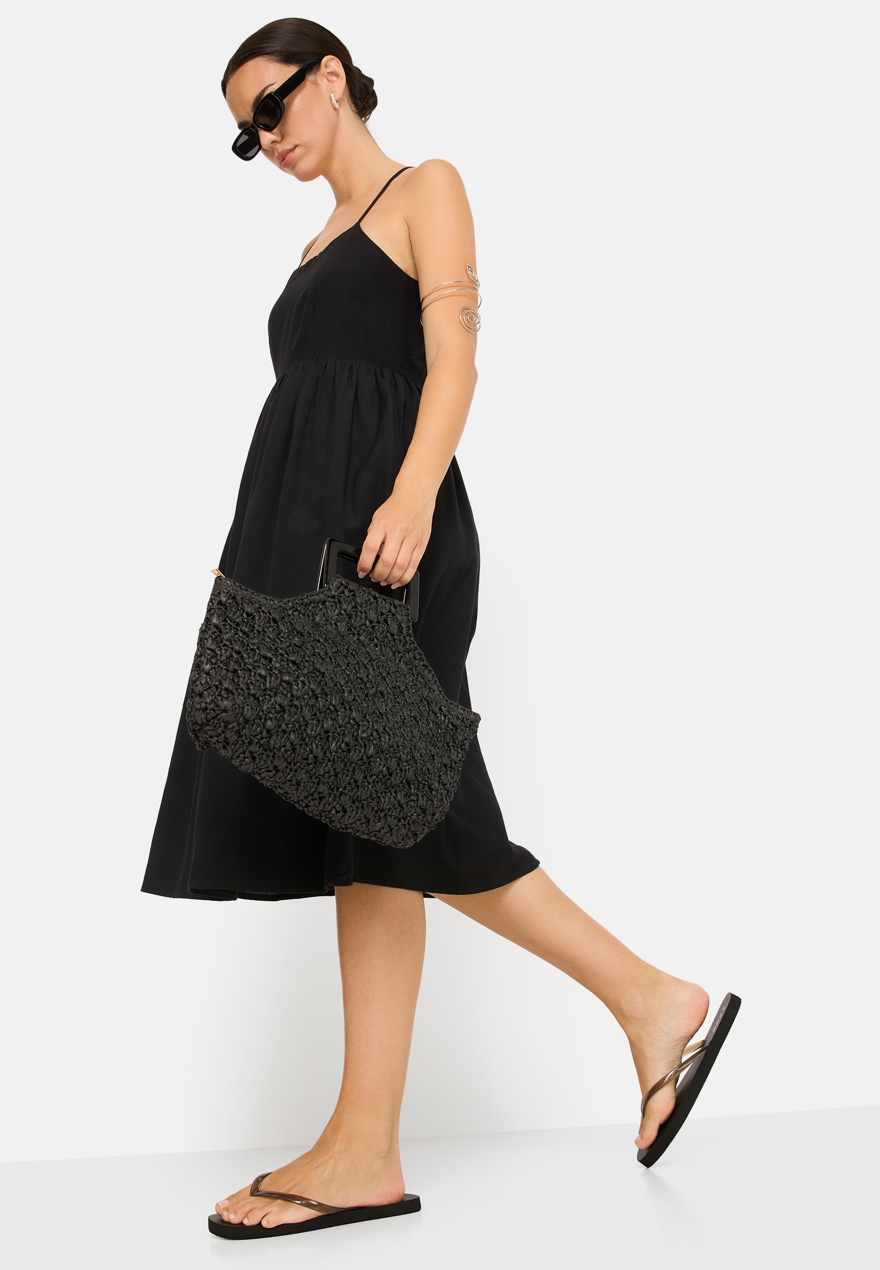 LSCN by LASCANA Robe midi Sans poches Robe d'été avec décolleté dos profond