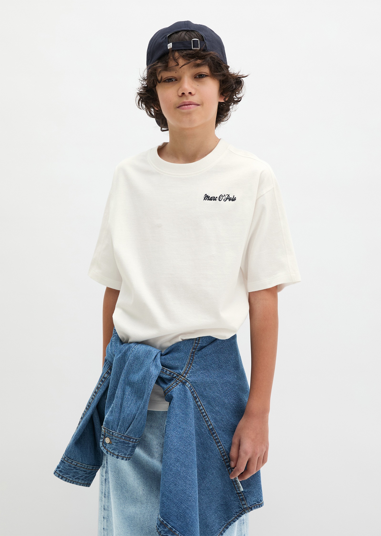 Image of Marc OPolo Junior T-Shirt normale Passform, für Jungs, dezente Stickerei