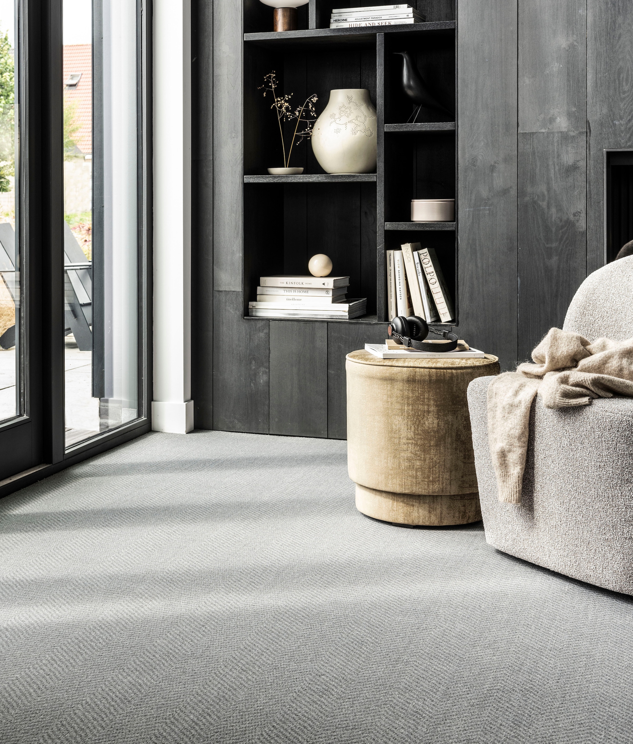 WOOOD Loungesessel »Lofty mit Bouclé-Bezug und Hartholzrahmen B 68 x T 72 x H 75 cm« Hohe Verschleissfestigkeit, Sitzhöhe 42 cm, separates Rückenkissen