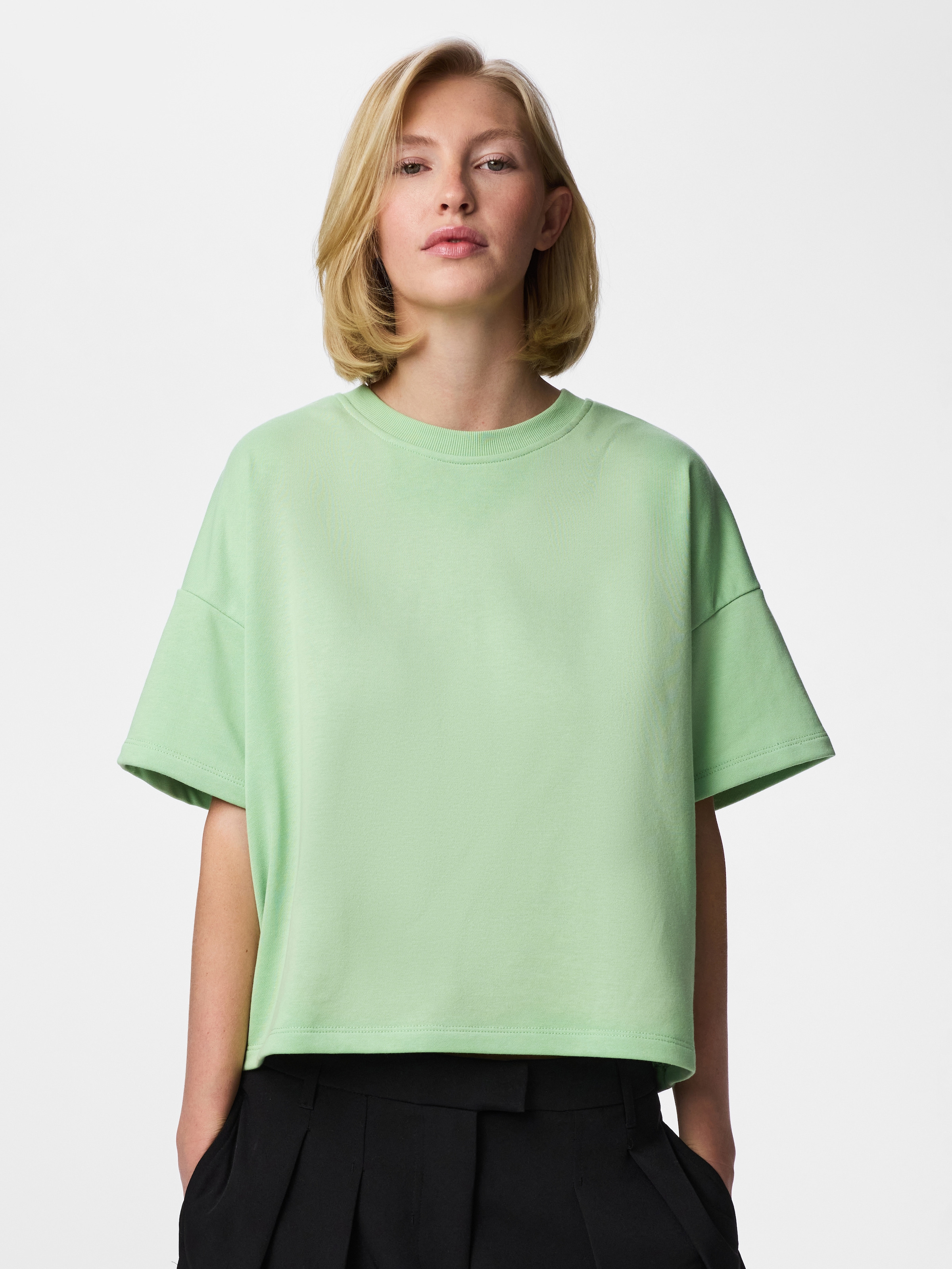 Image of pieces Sweatshirt "PCCHILLI SUMMER 2/4 LOOSE SWEAT NOOS BC"