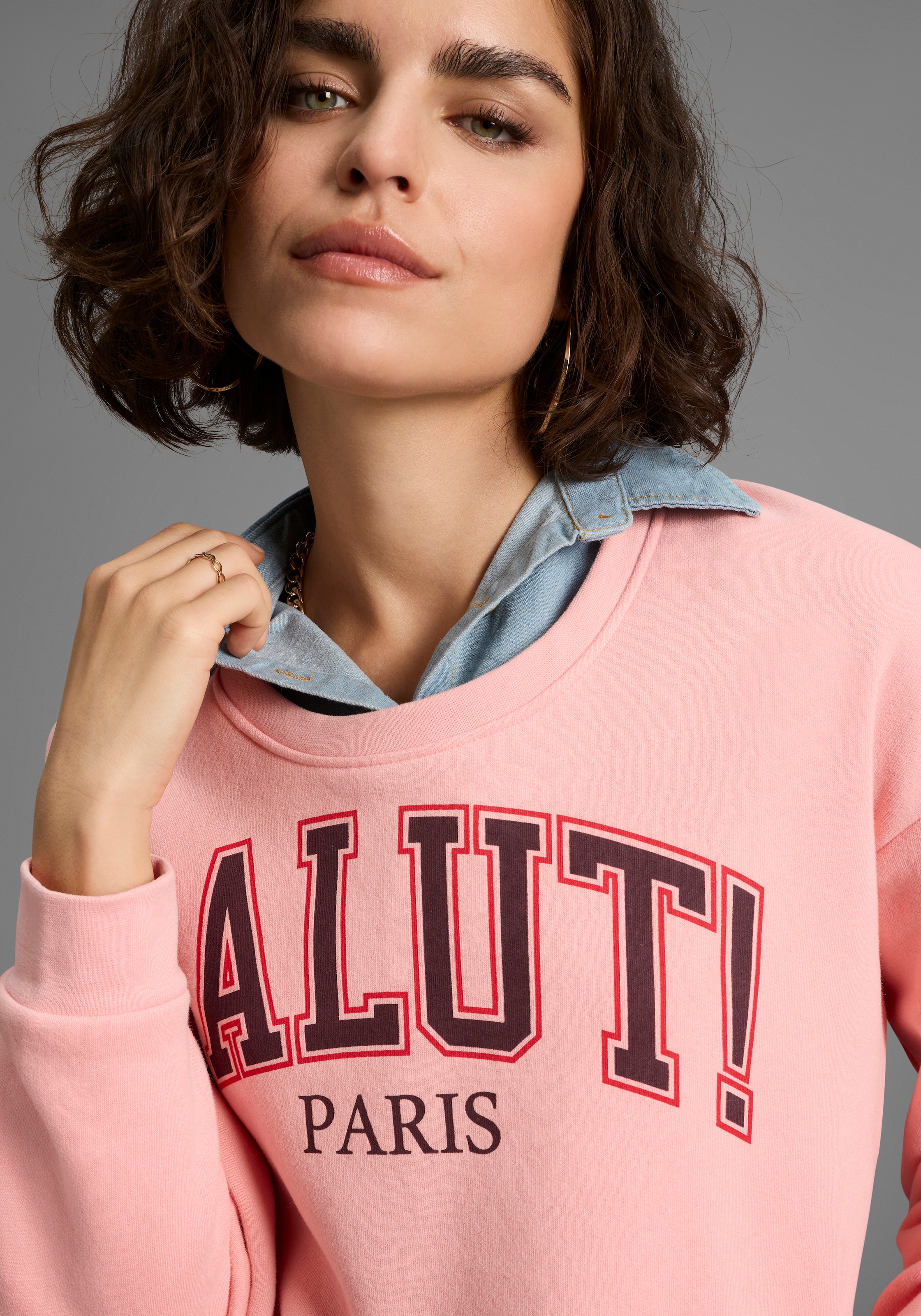 Laura Scott Sweatshirt, Angeraute Sweatware mit modischem Print und Rundhals-Ausschnitt