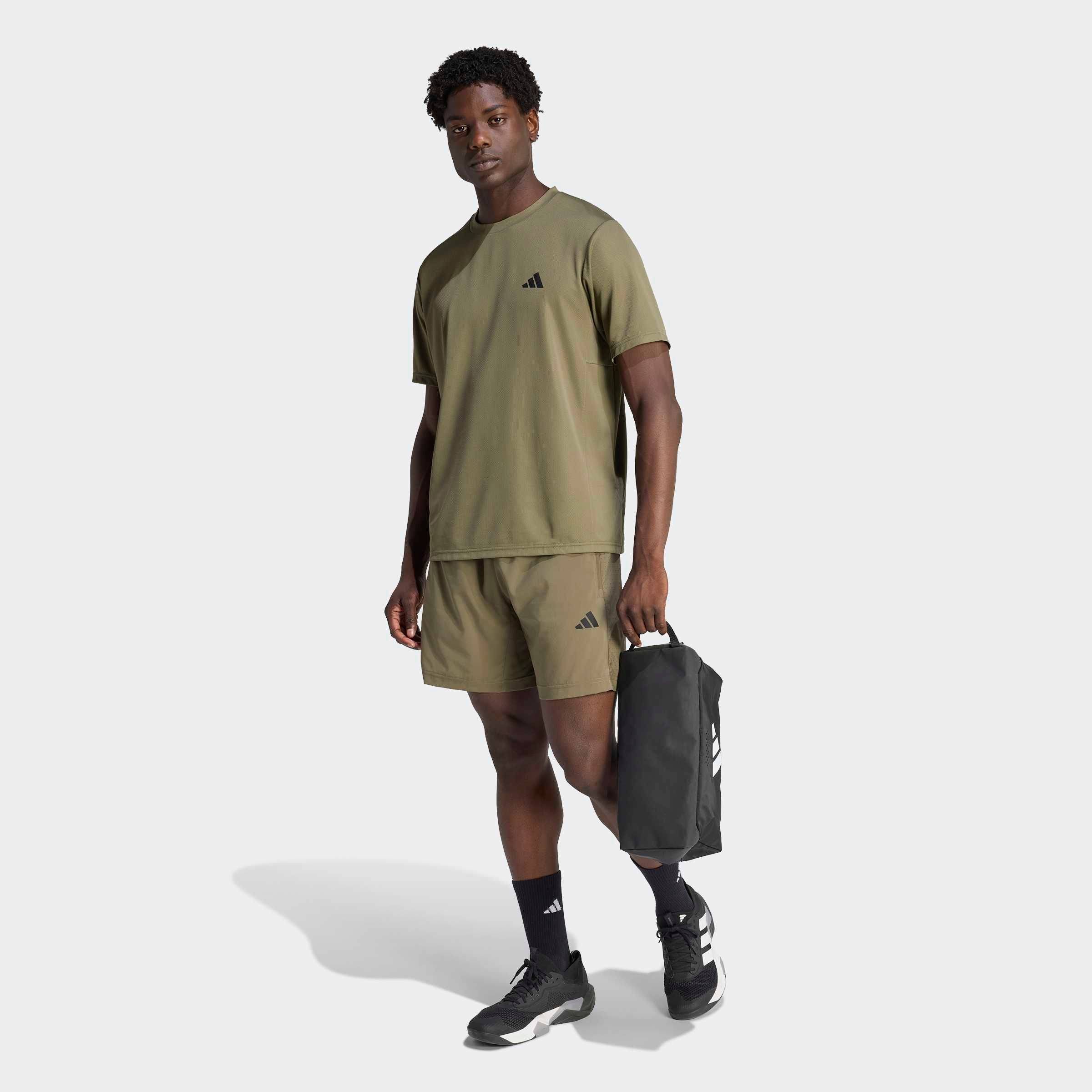 adidas Performance T-Shirt »WORKOUT ESSENTIALS BASE« reguläre Passform, mit Climacool Technologie