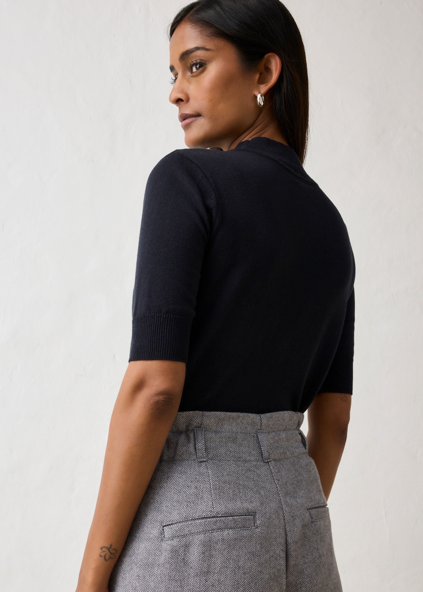 bonprix Pantalon à pinces  avec une teneur en laine, coupe douce et large, coupe ample, style élégant