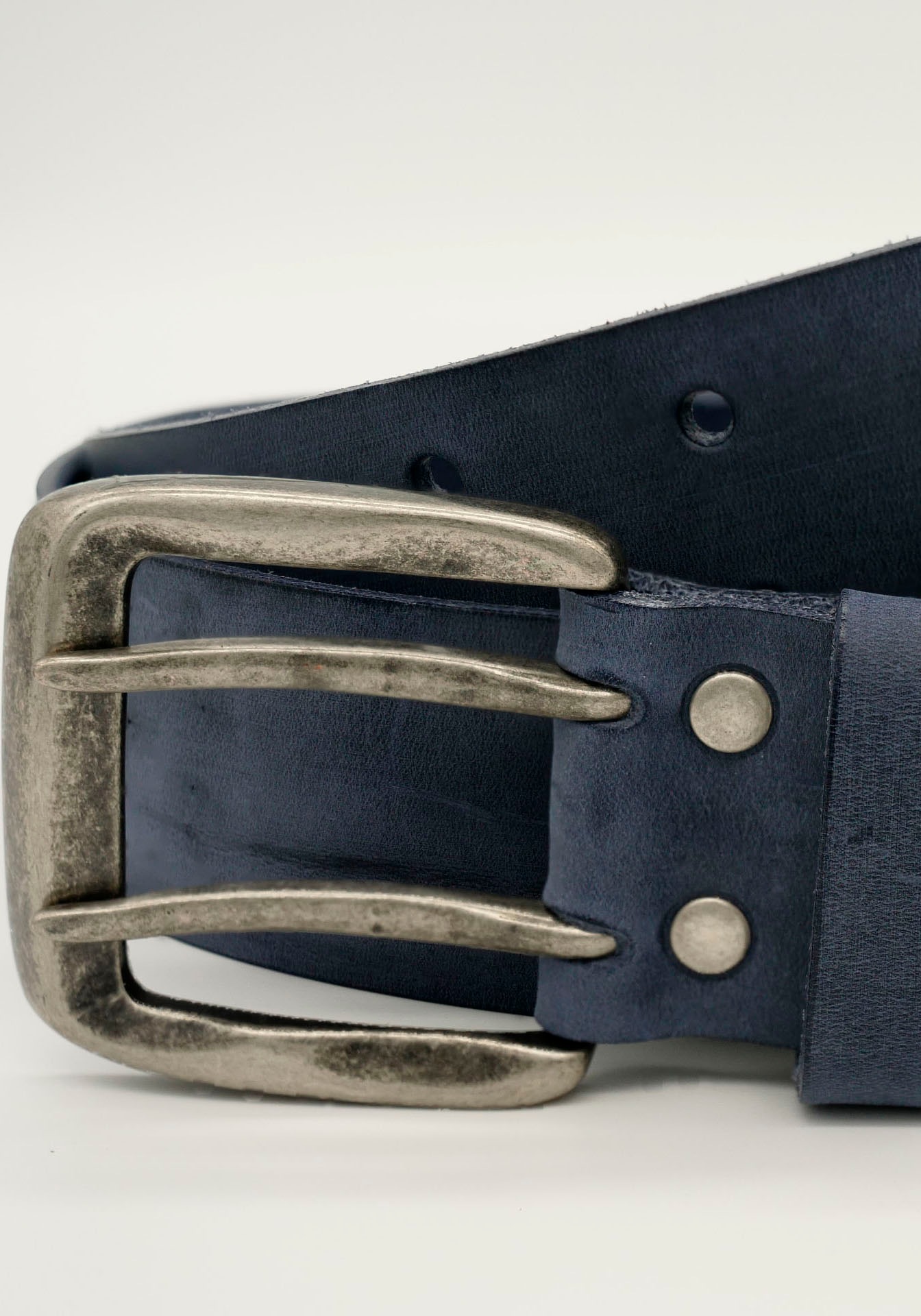 AnnaMatoni Ledergürtel, Mit Doppeldorn-Schliesse im Vintage-Look