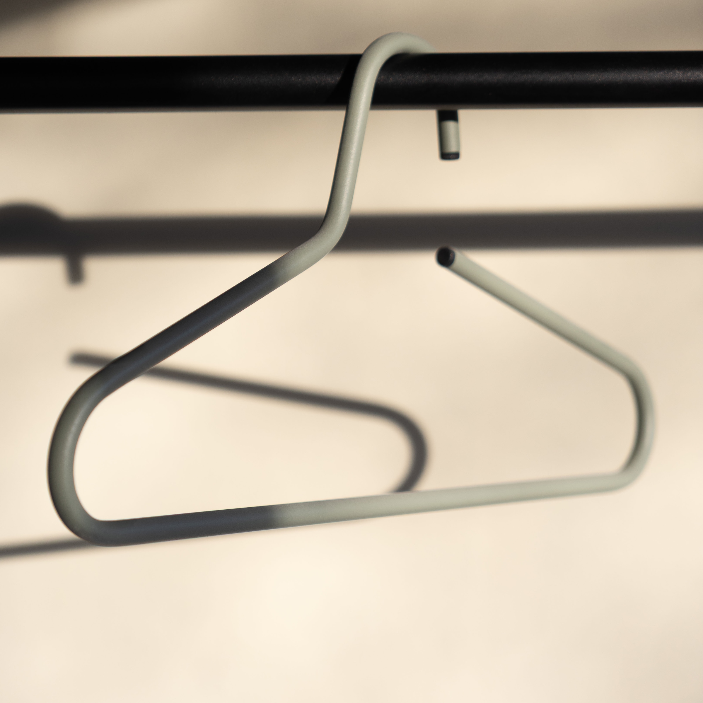 Image of Spinder Design Kleiderbügel "Victorie" Breite 42 cm