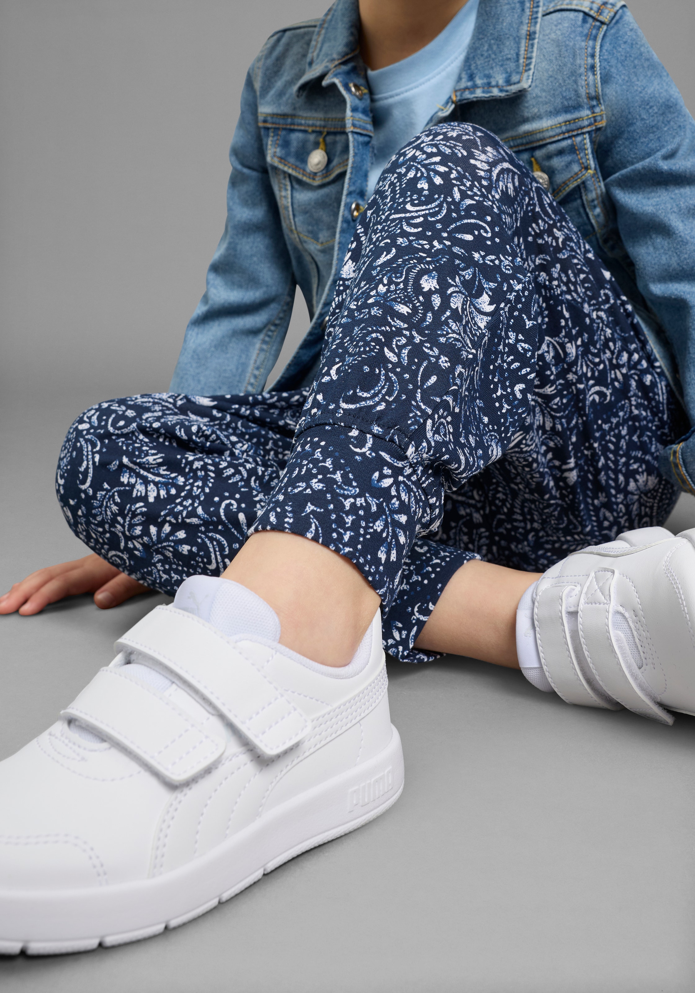 KIDSWORLD Pantalon en jersey »Viskose Haremshose«  für Mädchen, bequeme Passform, aus weichem Single Jersey