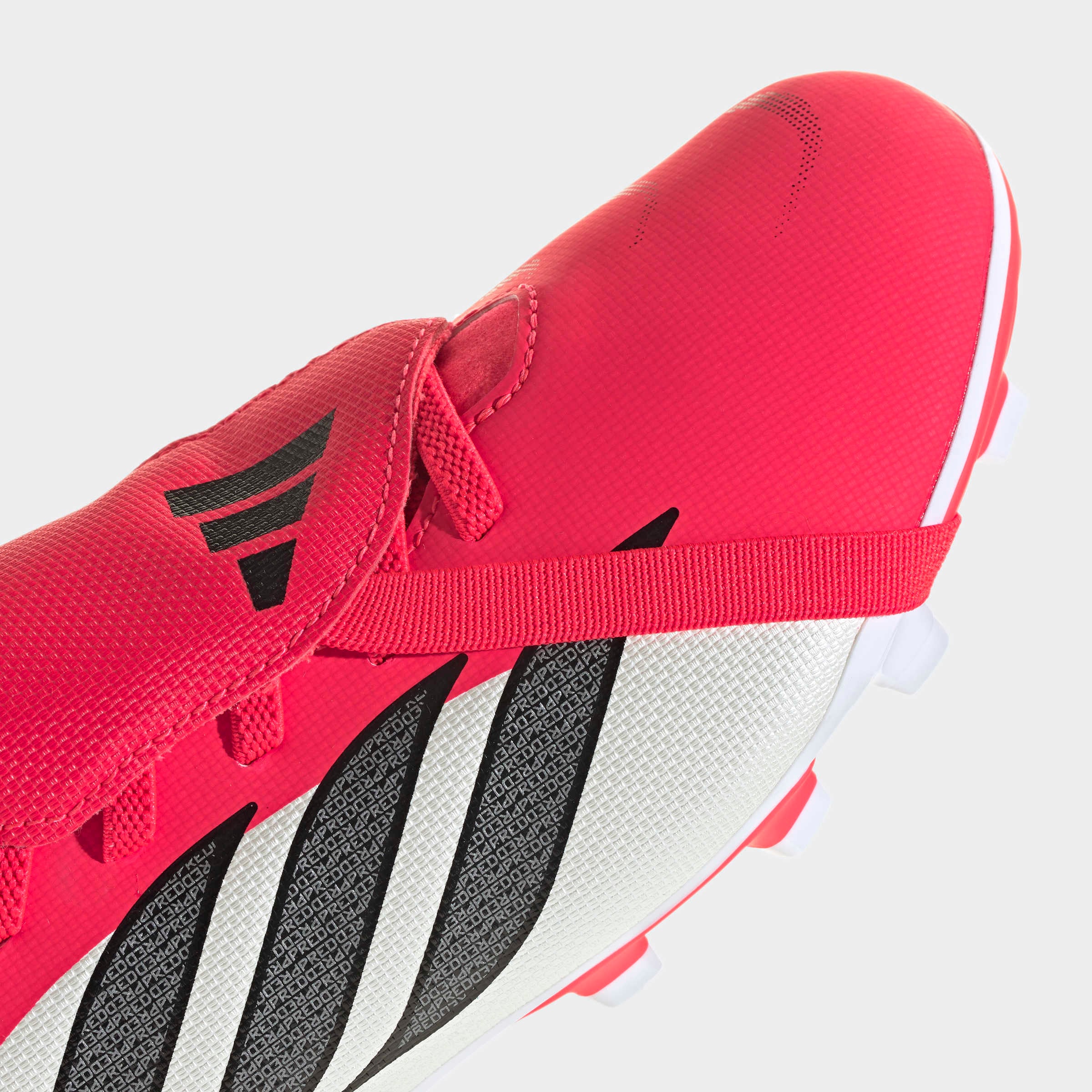 adidas Performance Fussballschuh »PREDATOR CLUB HOOK-AND-LOOP TURF KIDS«  für Kunstrasen, Hart- und Aschenplätze, für Kinder & Jugendliche