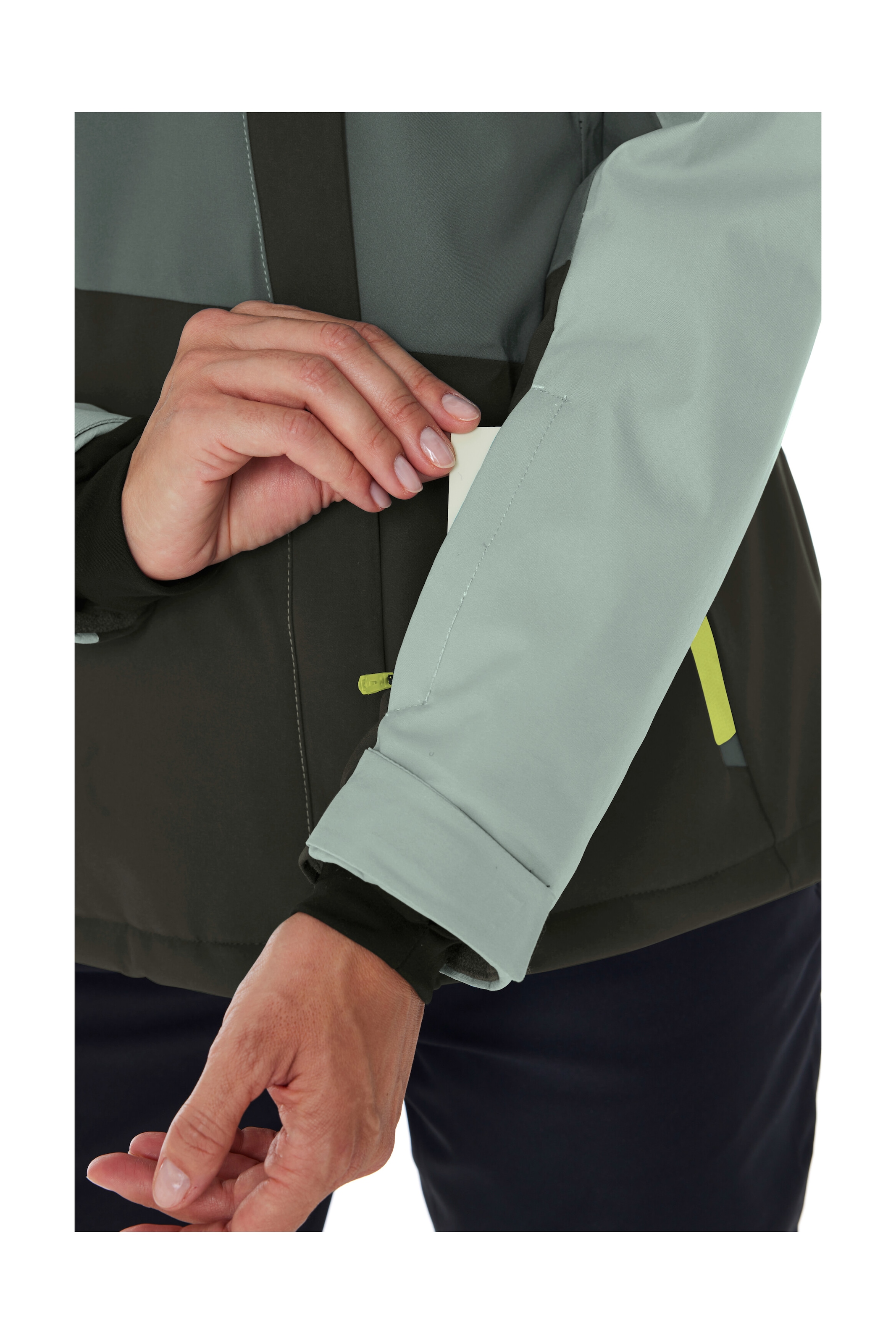 Killtec Skijacke »KSW 67 WMN SKI JCKT« Damen Skijacke: wasserdicht, atmungsaktiv, abnehmbare Kapuze