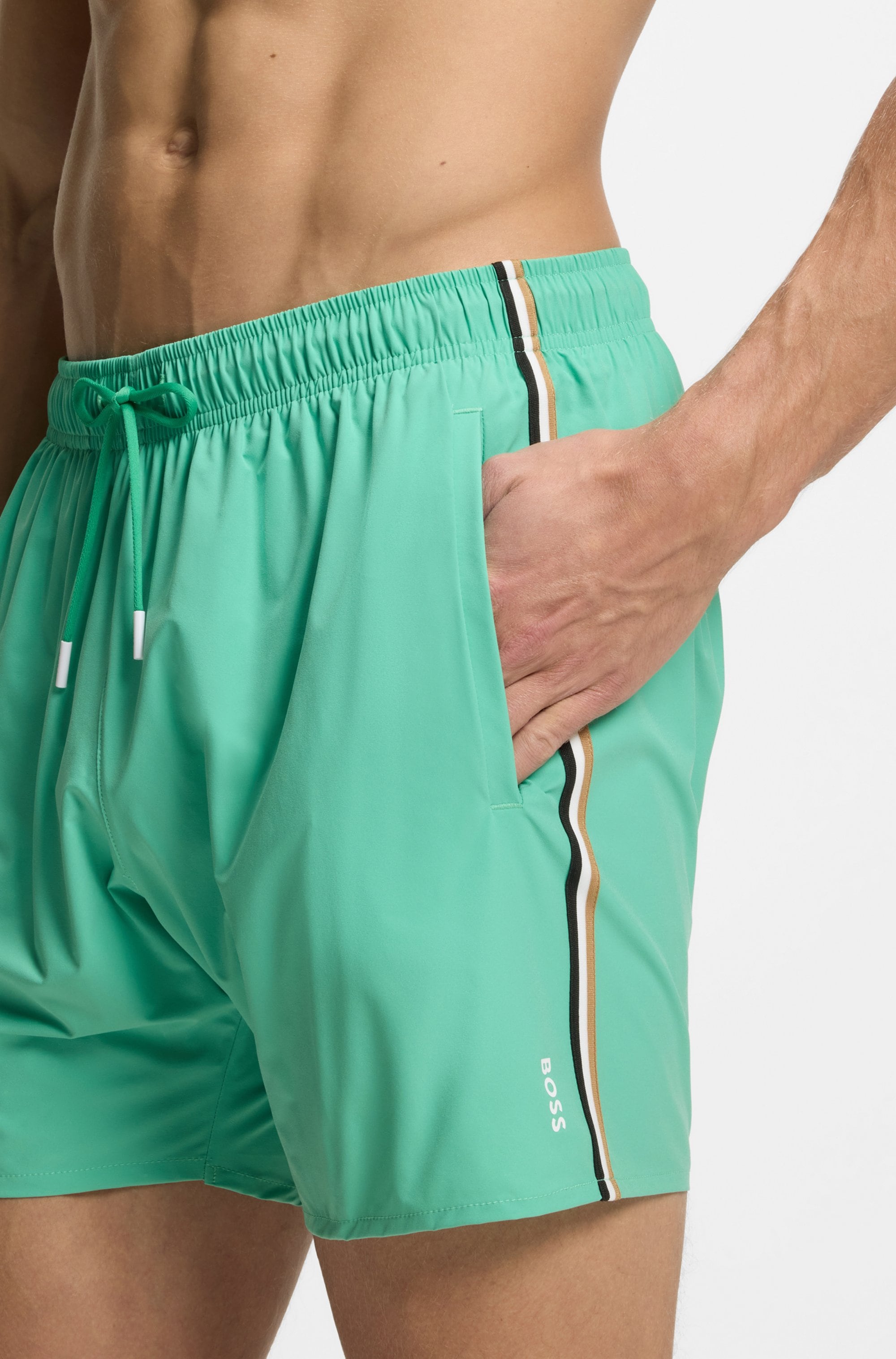 BOSS Badeshorts »Iconic« mit Gesässtasche