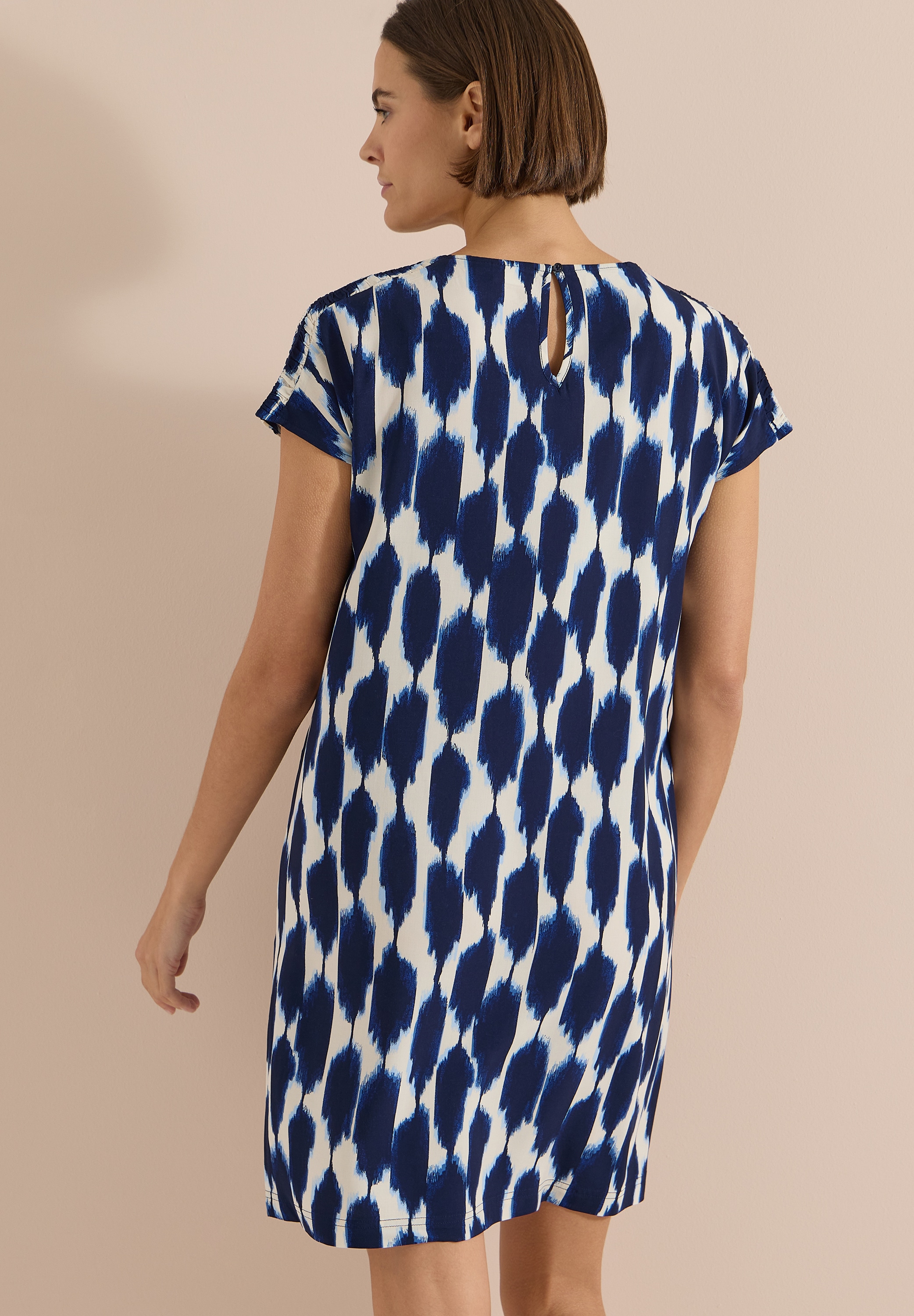 Cecil Robe imprimée Sans poches robe d'été avec manches courtes style casquette et motif graphique