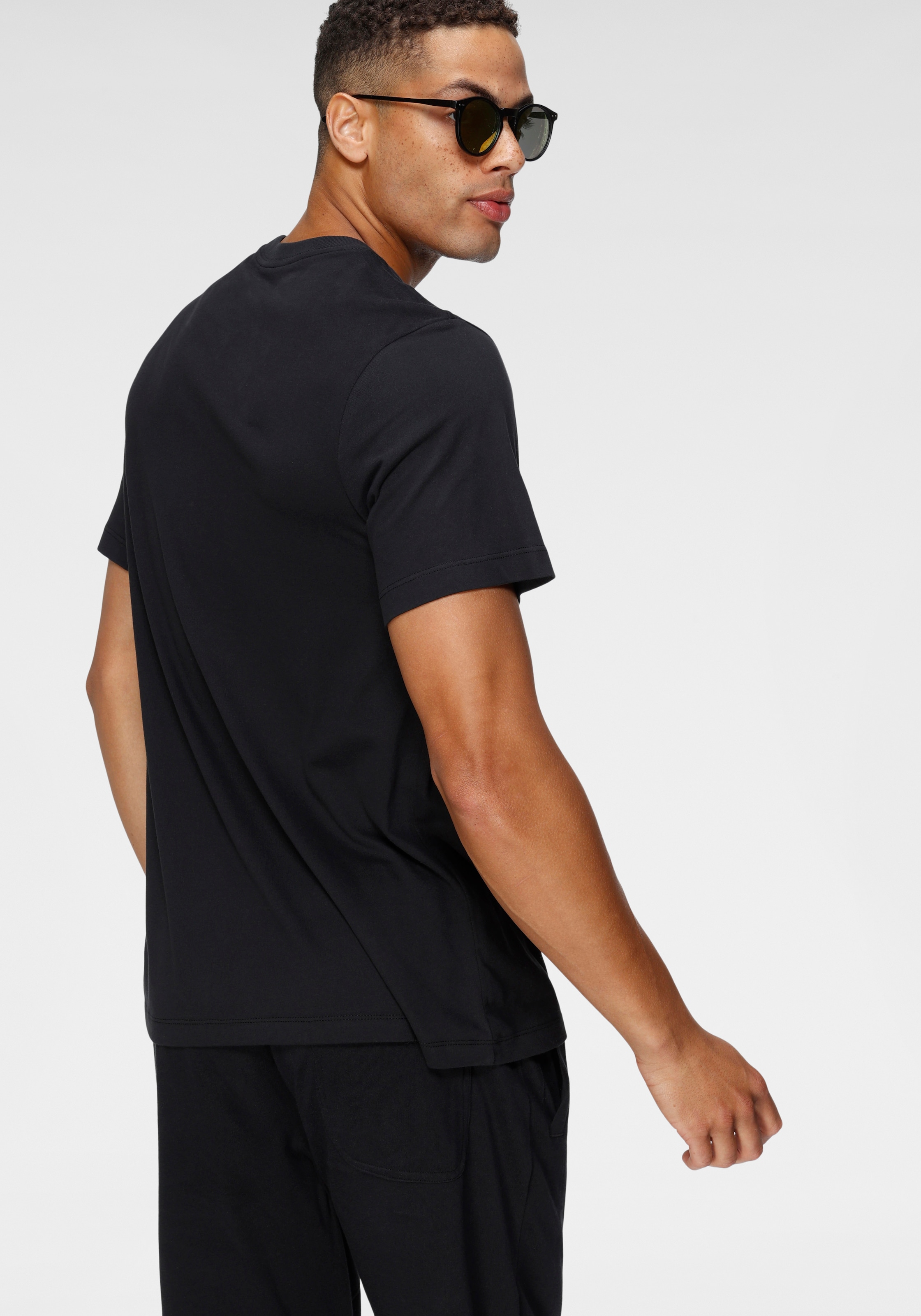 Finde Nike Laufshirt »Dri-FIT Men\'s T-Shirt« Running auf