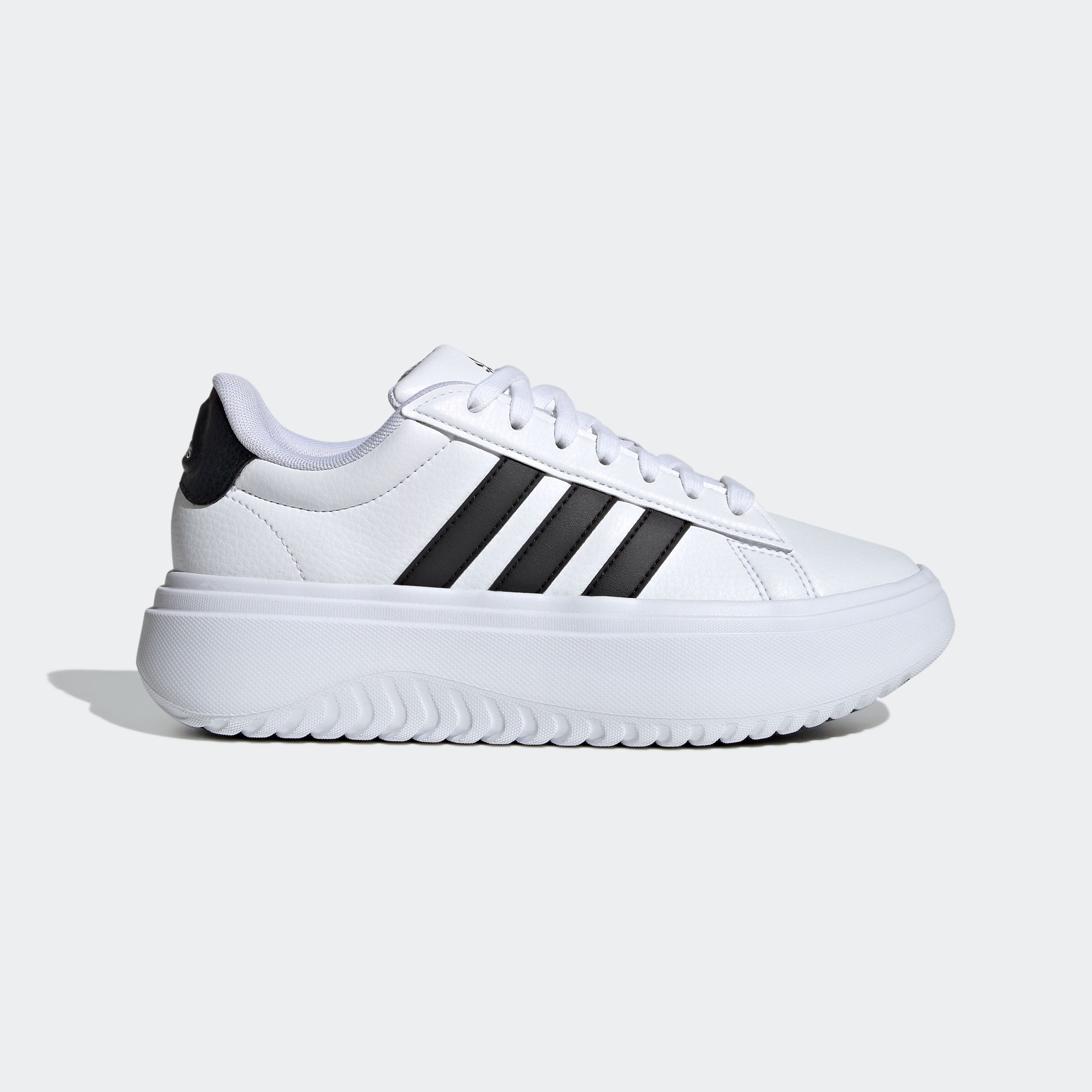 adidas Sportswear Sneaker »GRAND COURT PLATFORM«, Design auf den Spuren des adidas Superstar