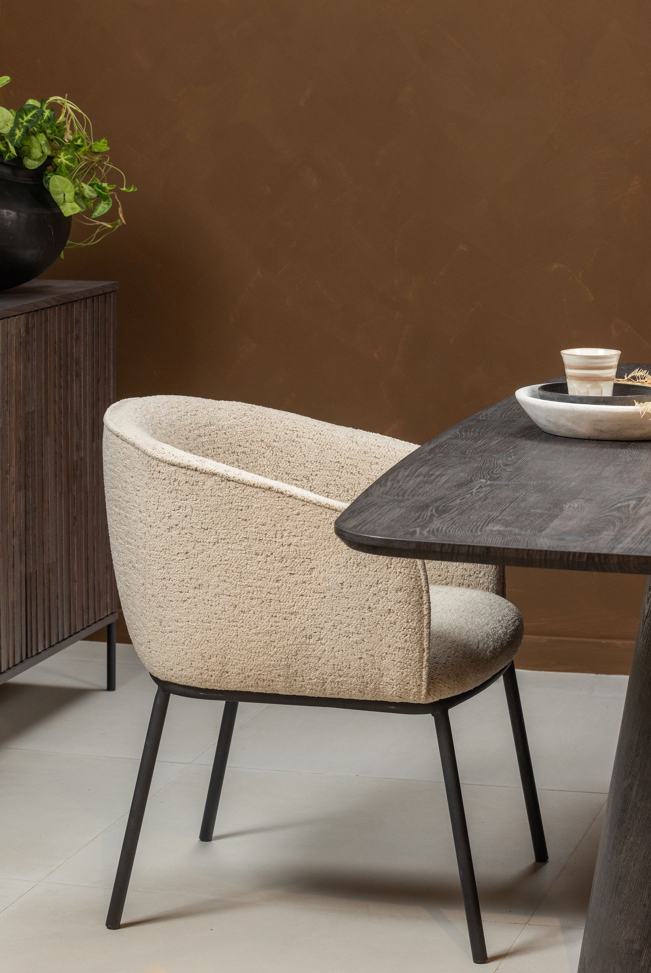 WOOOD Chaise de salle à manger »Leon mit Happy-Bouclé-Bezug und Metallgestell, B 61 x T 63 x H 77 cm« () Capacité de charge 100 kg, facile à monter, facile d'entretien