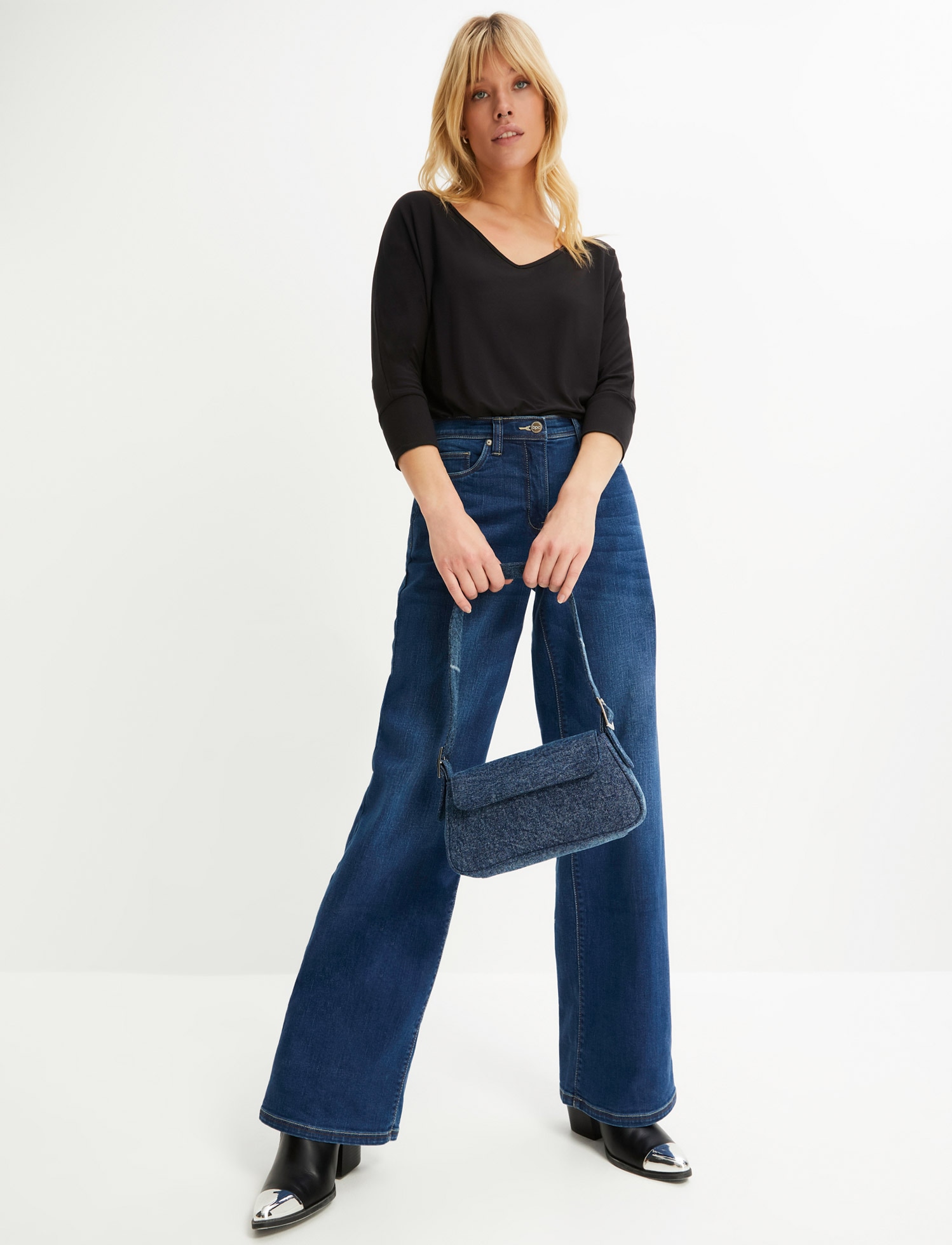 bonprix Oversize-Shirt »Oversized-Shirt aus fliessender Viskose« weite Passform, 3/4-Ärmel, weiter Ausschnitt, aus Viskose