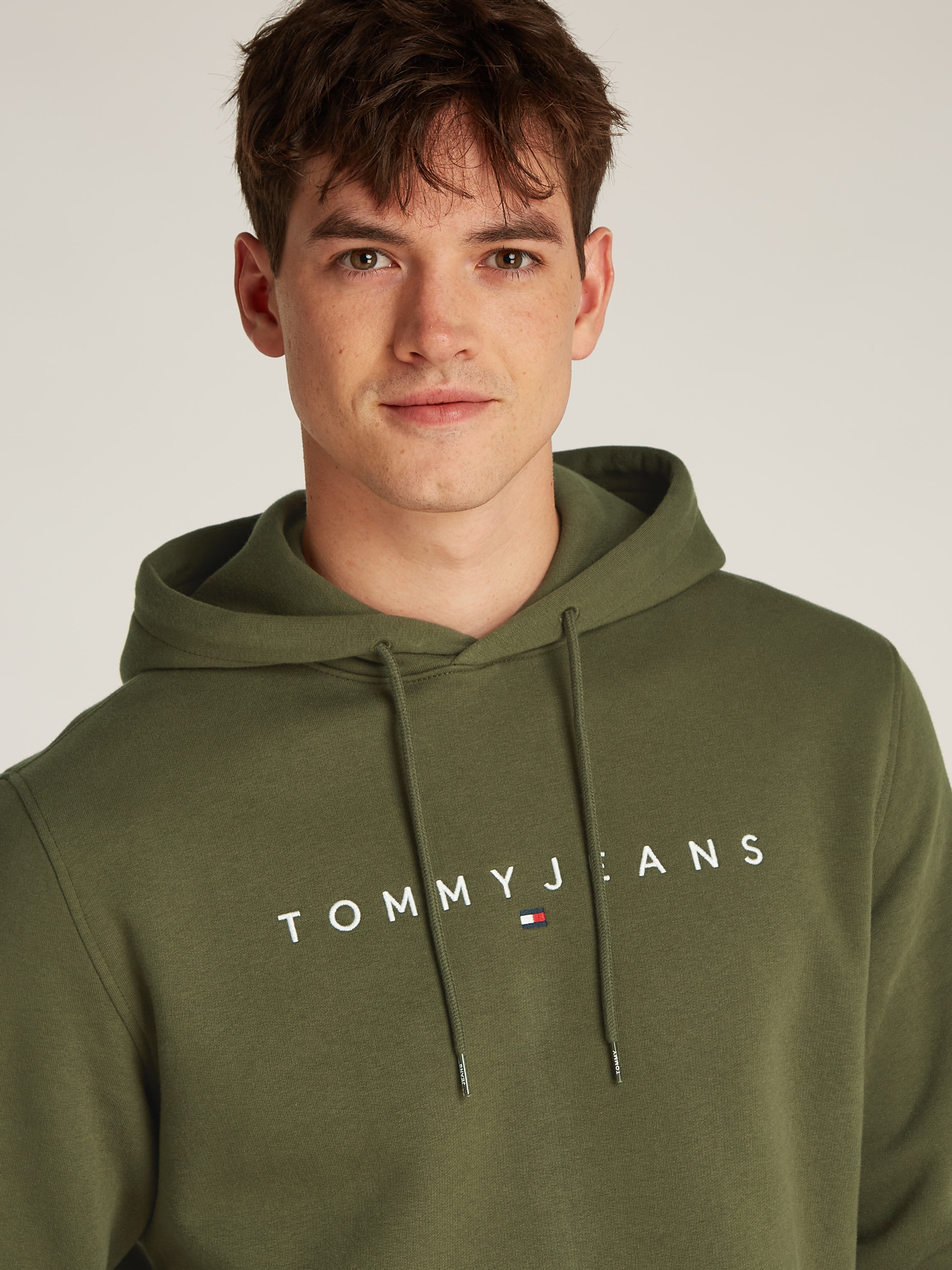 Tommy Jeans Plus Hoodie »TJM REG LINEAR LOGO HOODIE EXT«, in Grosse Grössen, Logodruck