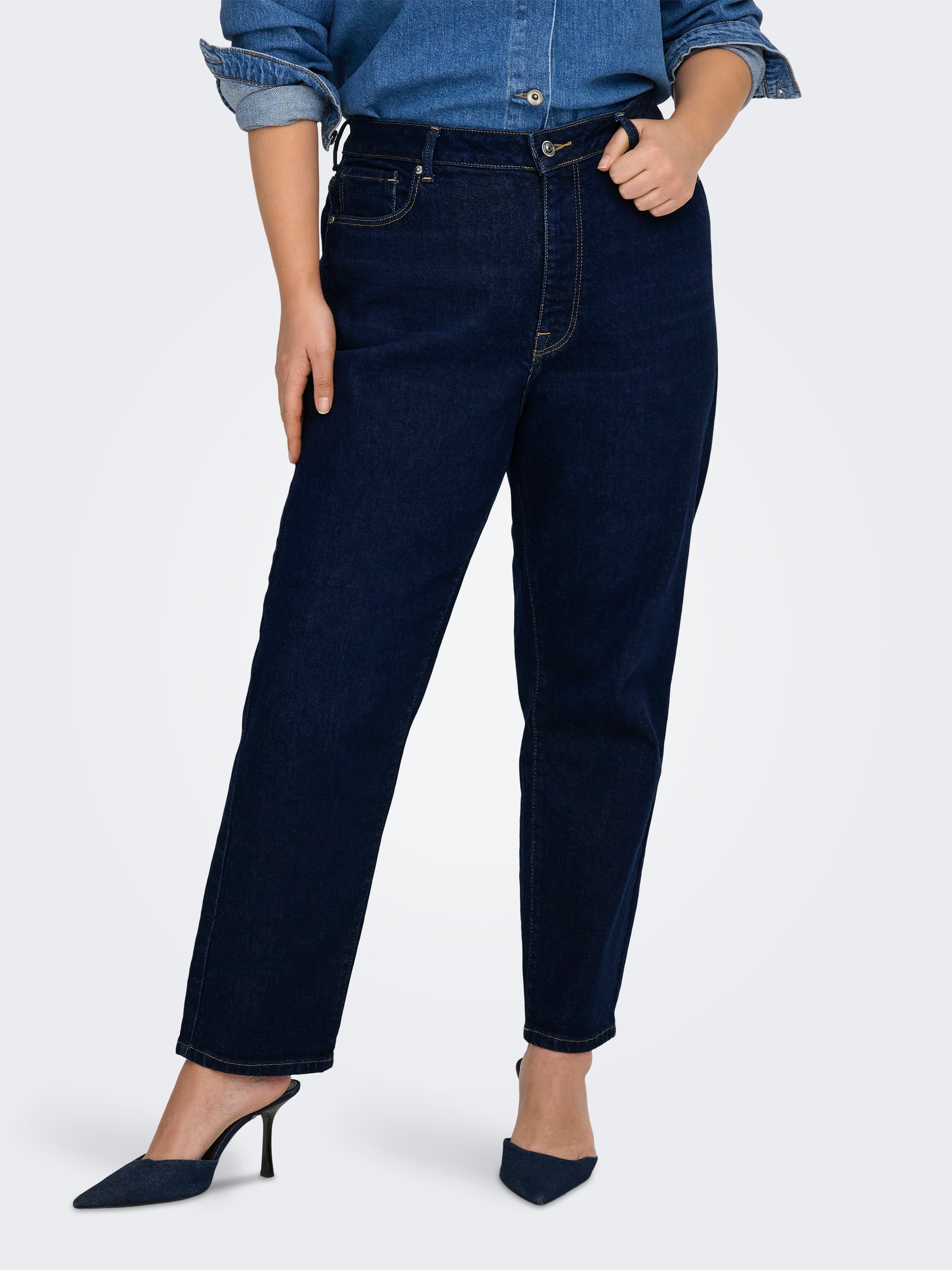 Image of ONLY CARMAKOMA Straight-Jeans "CAREMILY ST HW STR ANK DNM TAI0045 NOOS"