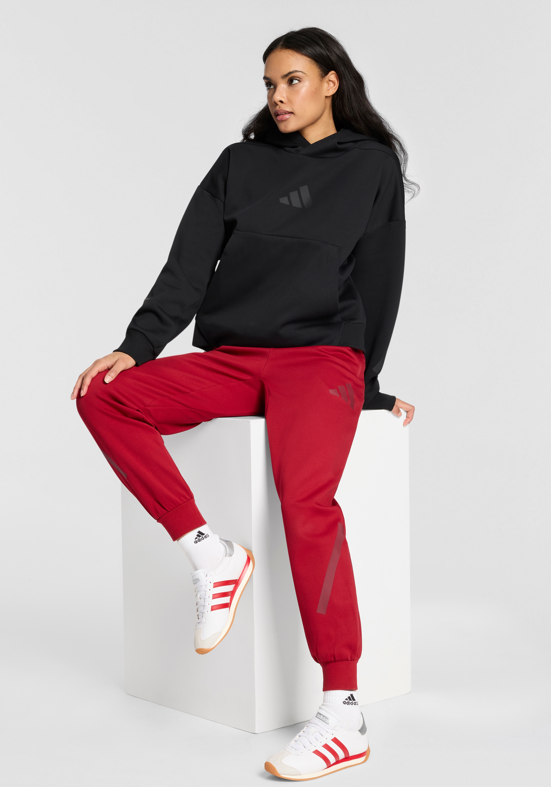 adidas Sportswear Sweat à capuche »W Z.N.E. OH HD«
