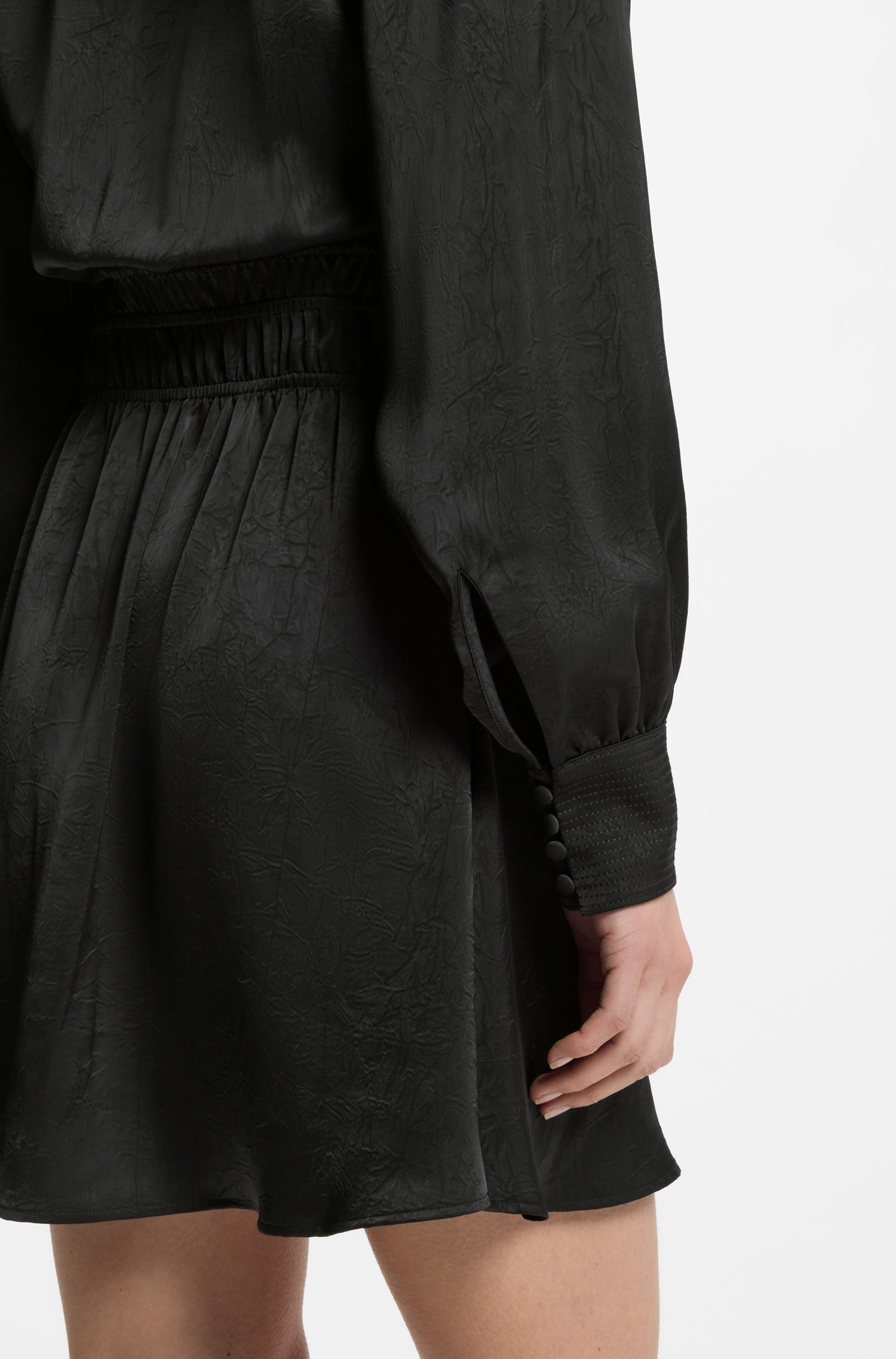 BOSS ORANGE Robe en satin »Deply Premium Damenmode« in Crinkle-Optik, Midi-Länge