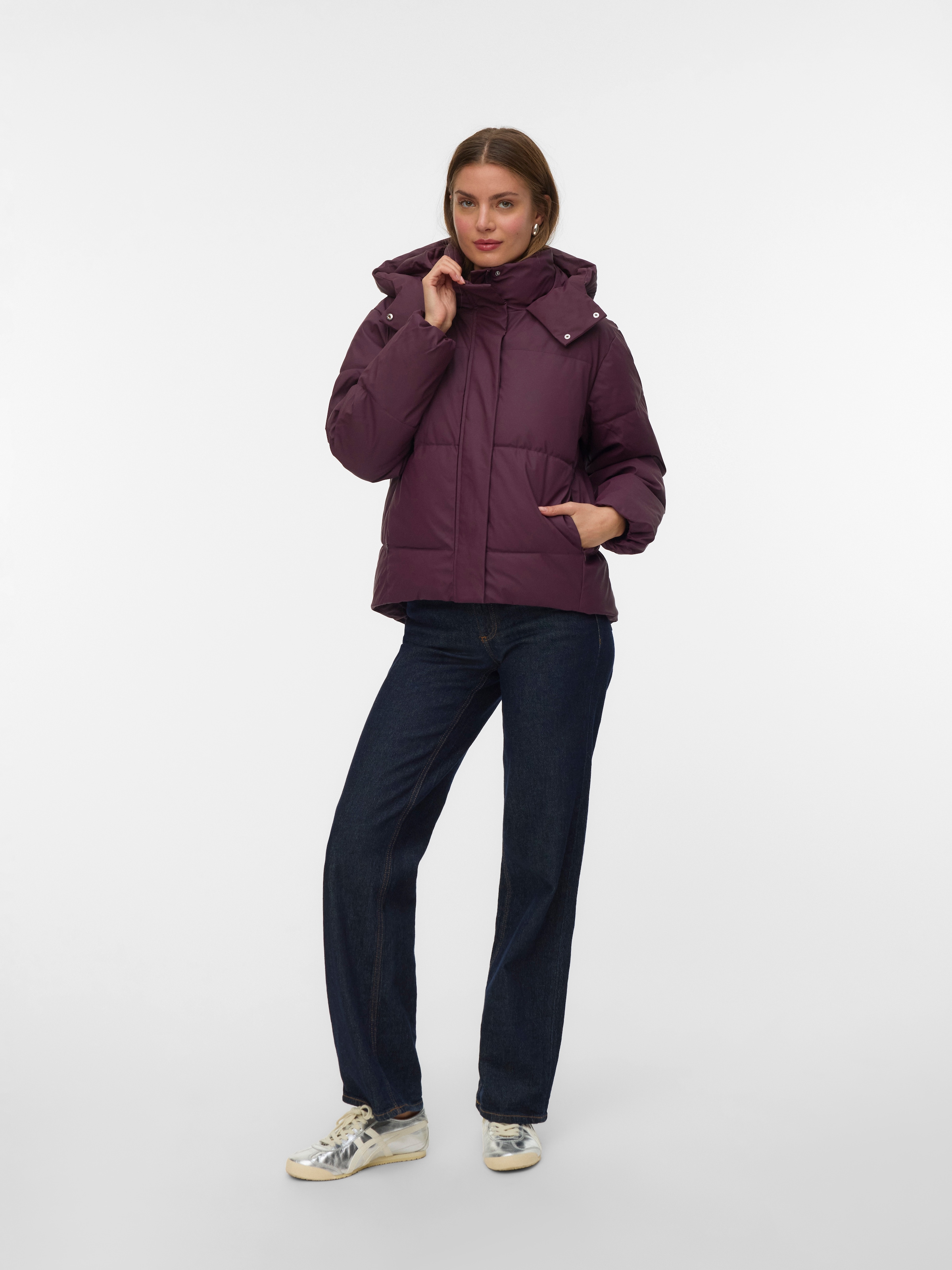 Vero Moda Steppjacke »VMGRETAKYLIE SHORT COATED JACKET NOOS« mit Kapuze