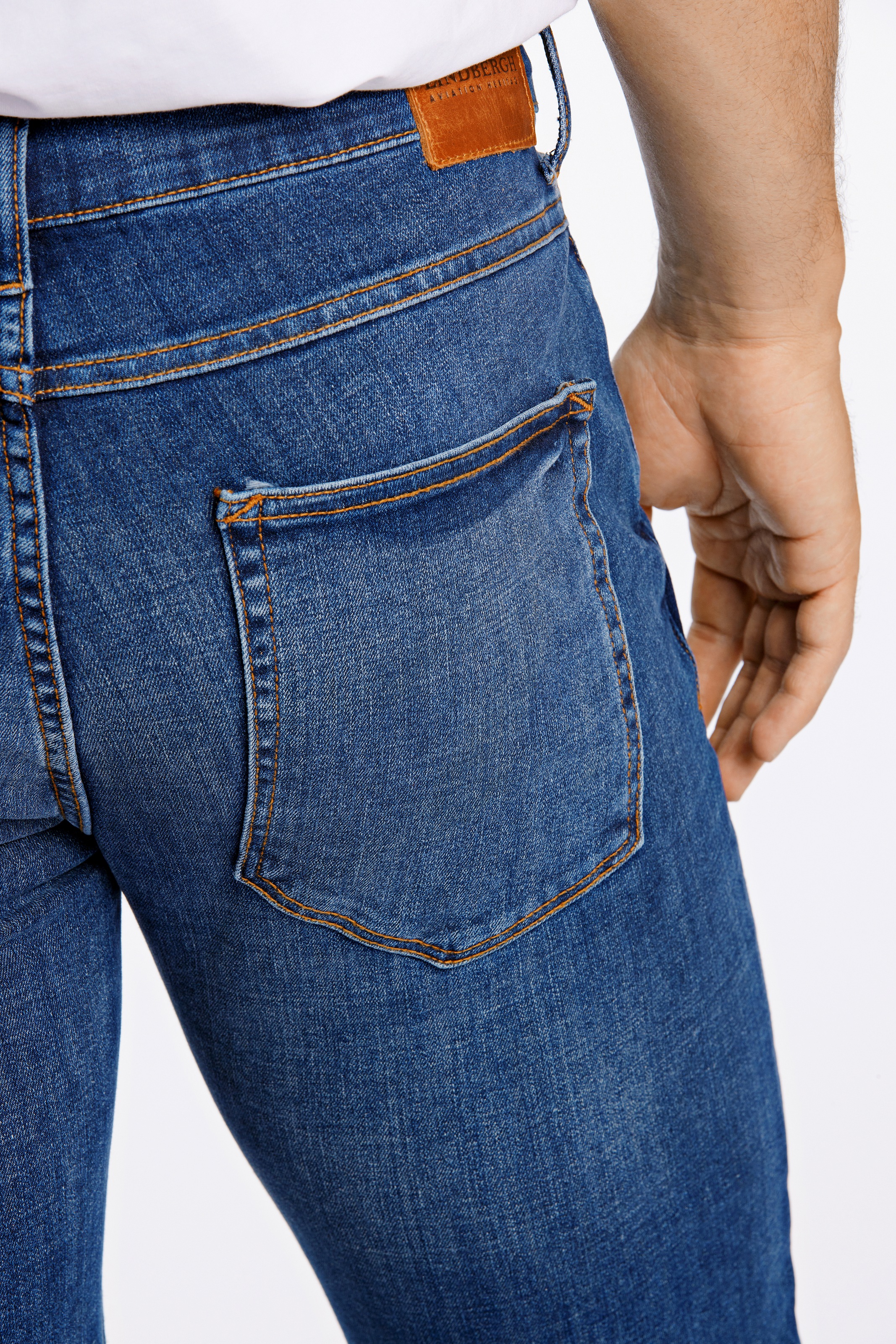 LINDBERGH 5-Pocket-Jeans, mit dunkler Waschung und Stretch