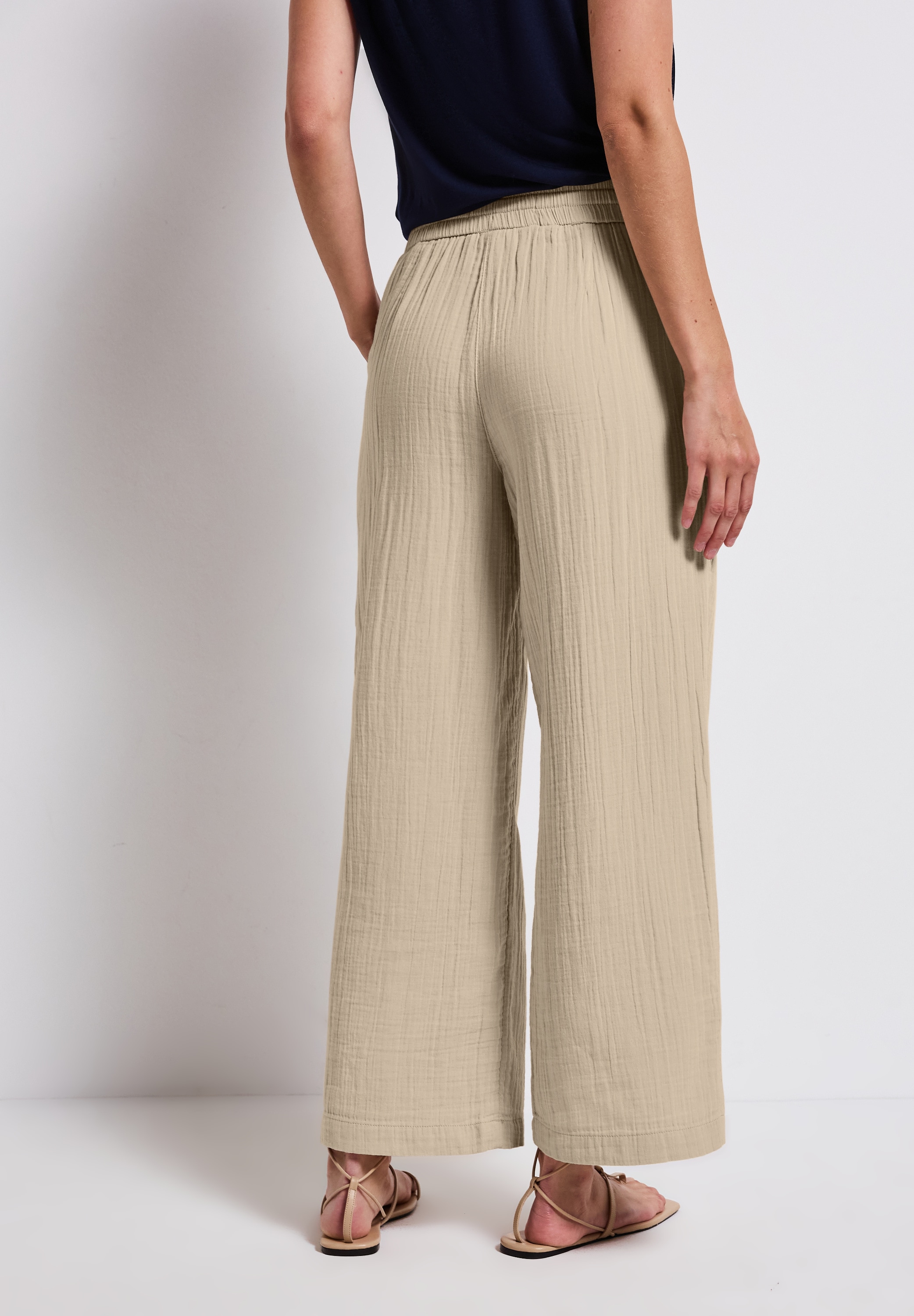 STREET ONE Stoffhose, Sommerhose mit elastischem Bund und Tunnelzug, im Musselin-Look