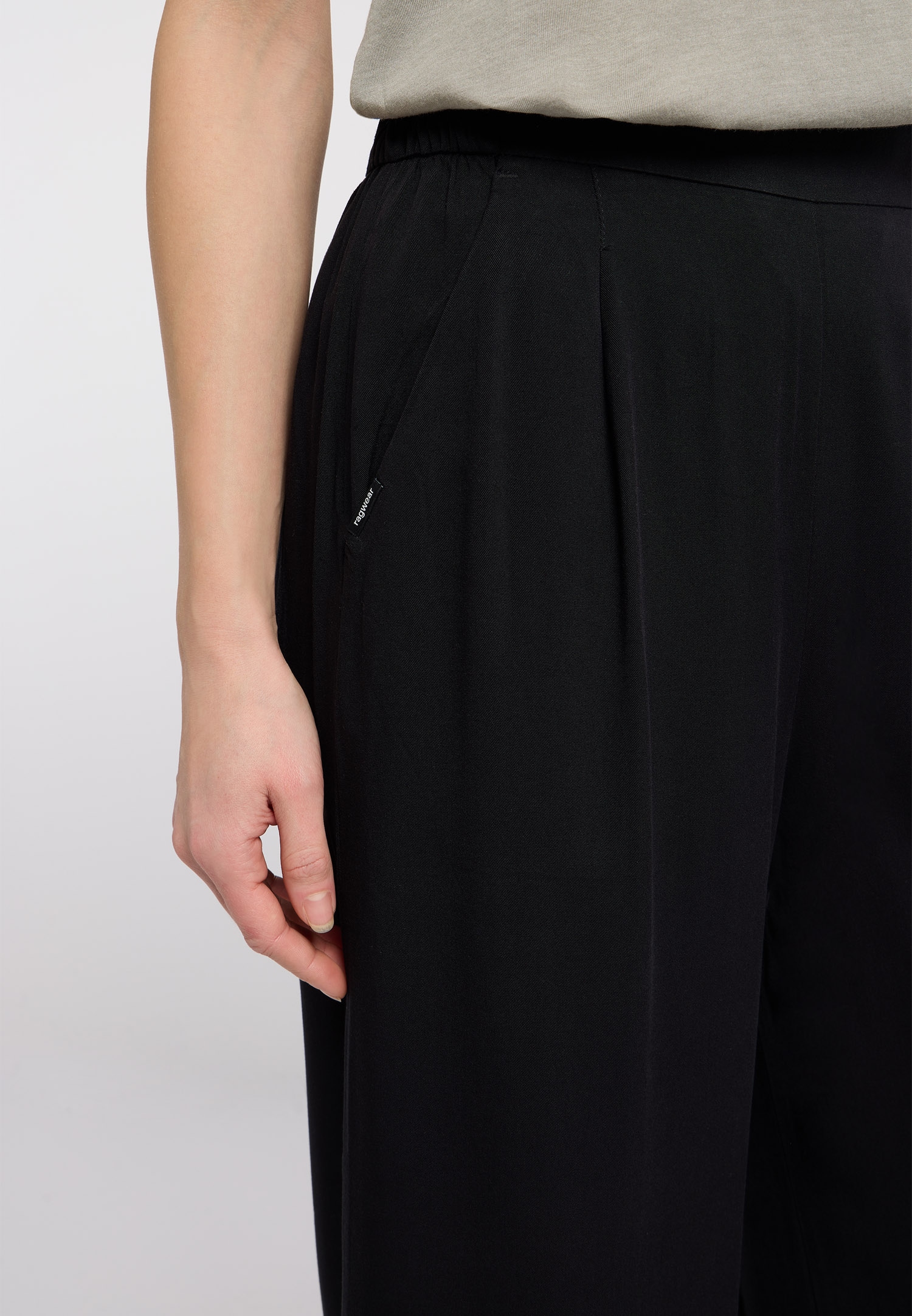 Ragwear Pantalon à enfiler »LOGGAN«  reine Viskose und weites Bein für angenehmes Tragegefühl