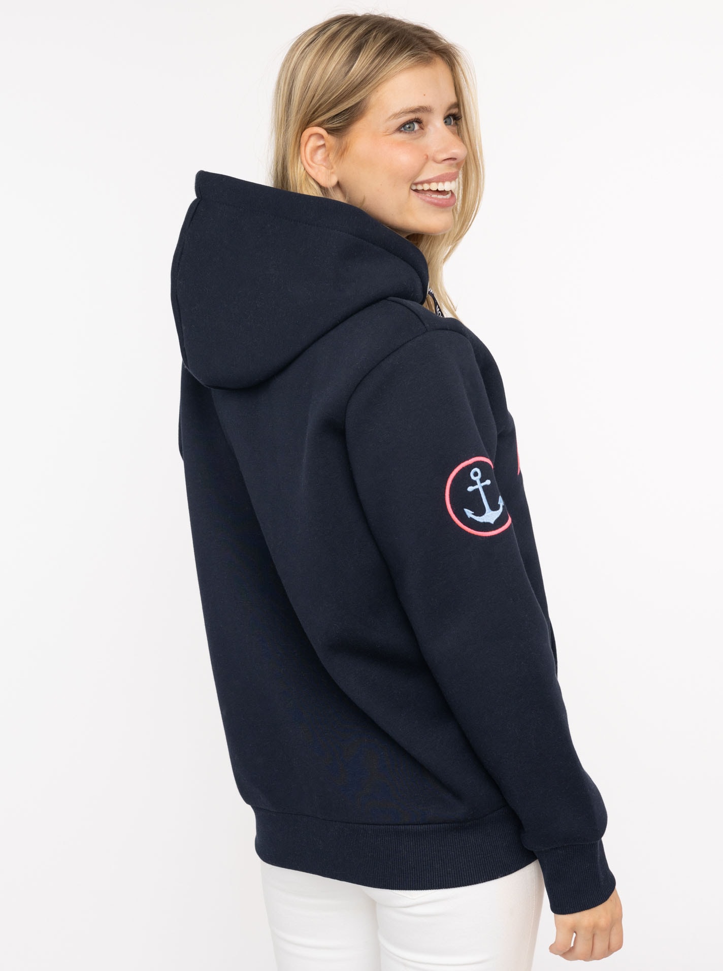 Zwillingsherz Kapuzensweatjacke »"Maritim"«, mit gesticktem MOIN und Anker Logo und Reissverschluss