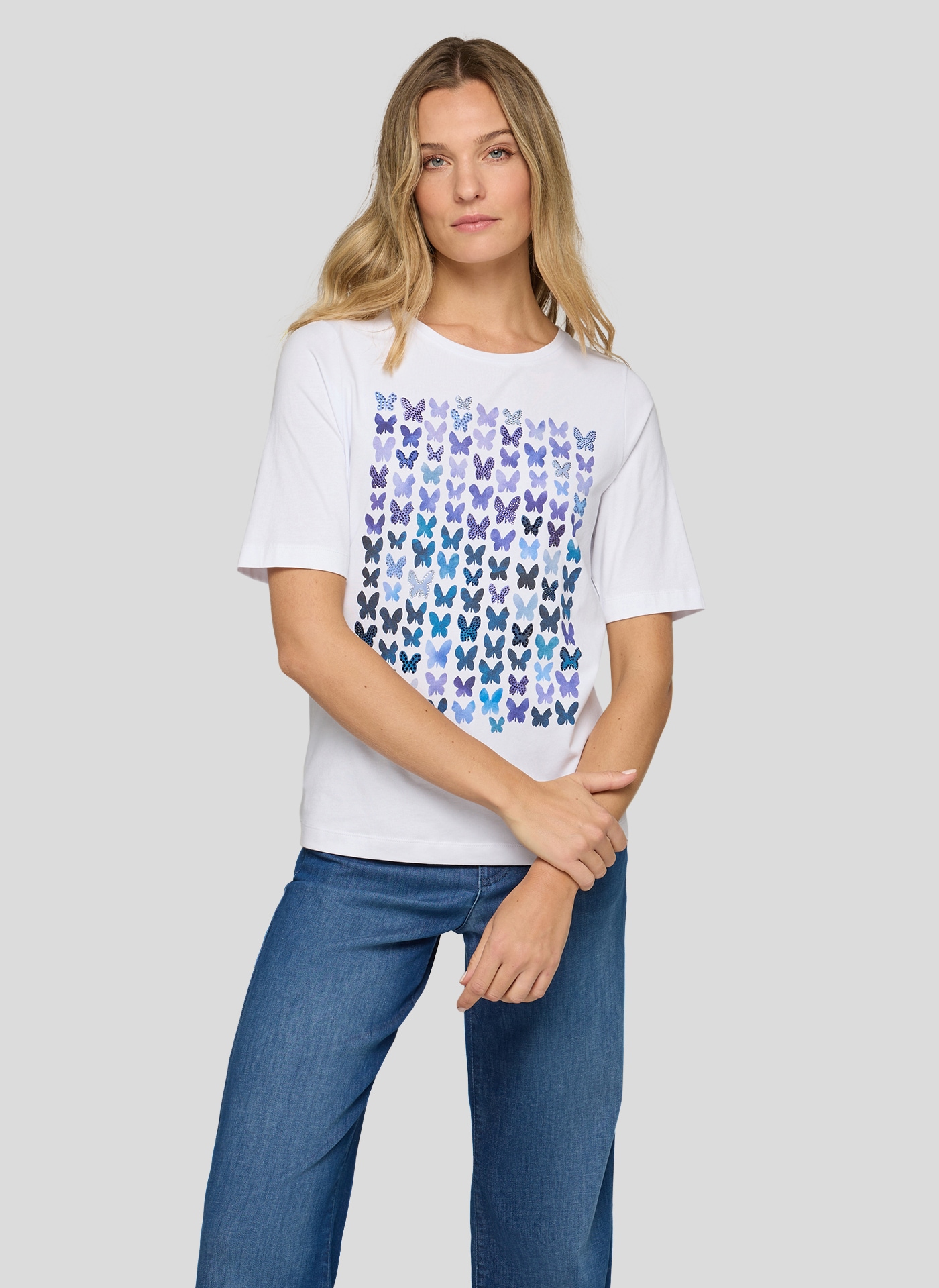 Image of Rabe T-Shirt mit Schmetterling Print