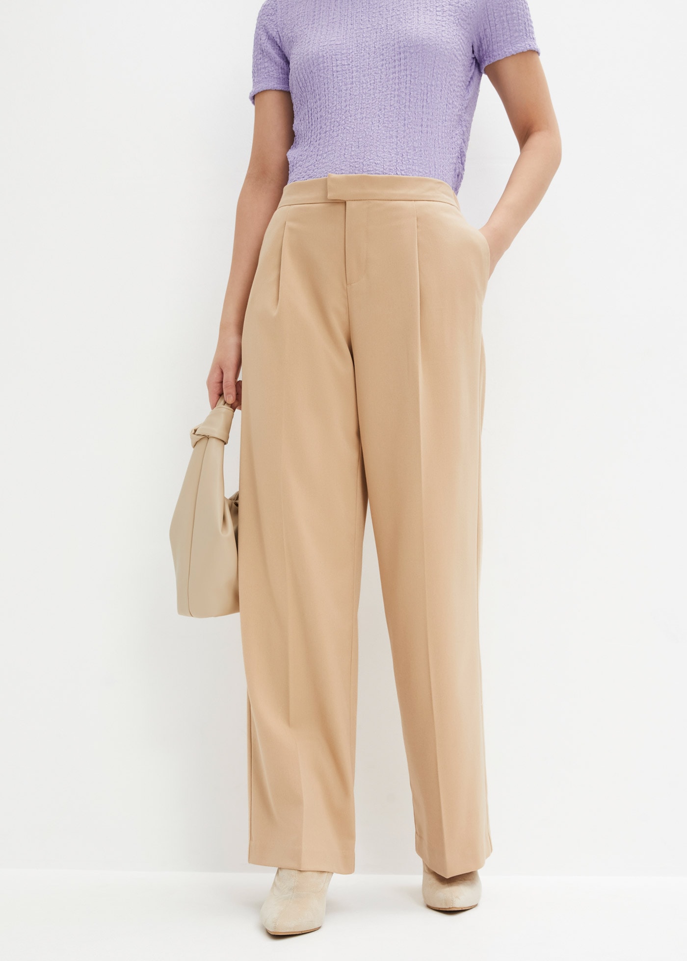 Image of bonprix Bundfaltenhose "Bundfaltenhose" aus Polyester, Viskose und Elasthan, Loose Fit, festlicher Stil