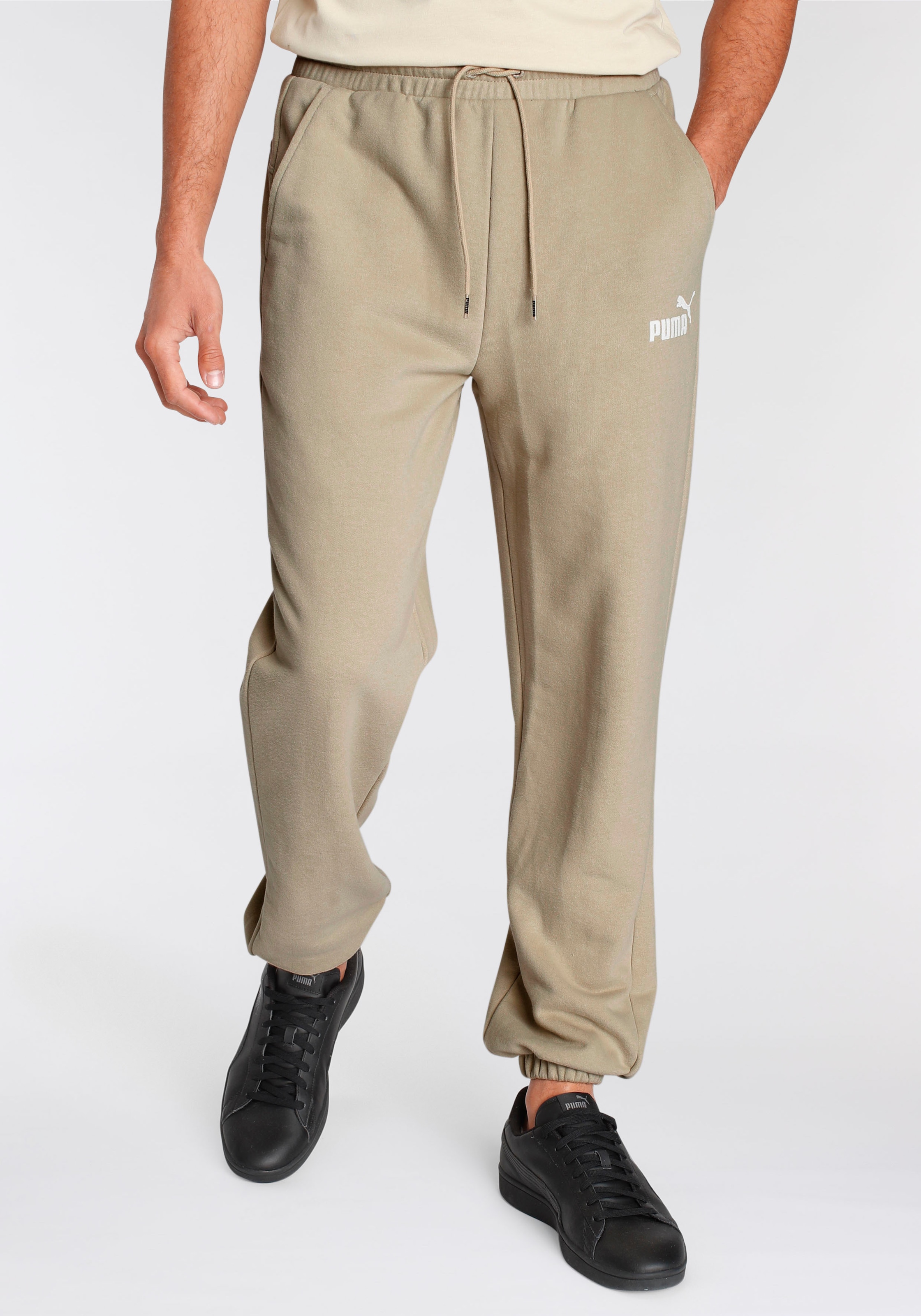 Image of PUMA Jogginghose »ESS+ Relaxed Sweatpants« bei Ackermann Versand Schweiz