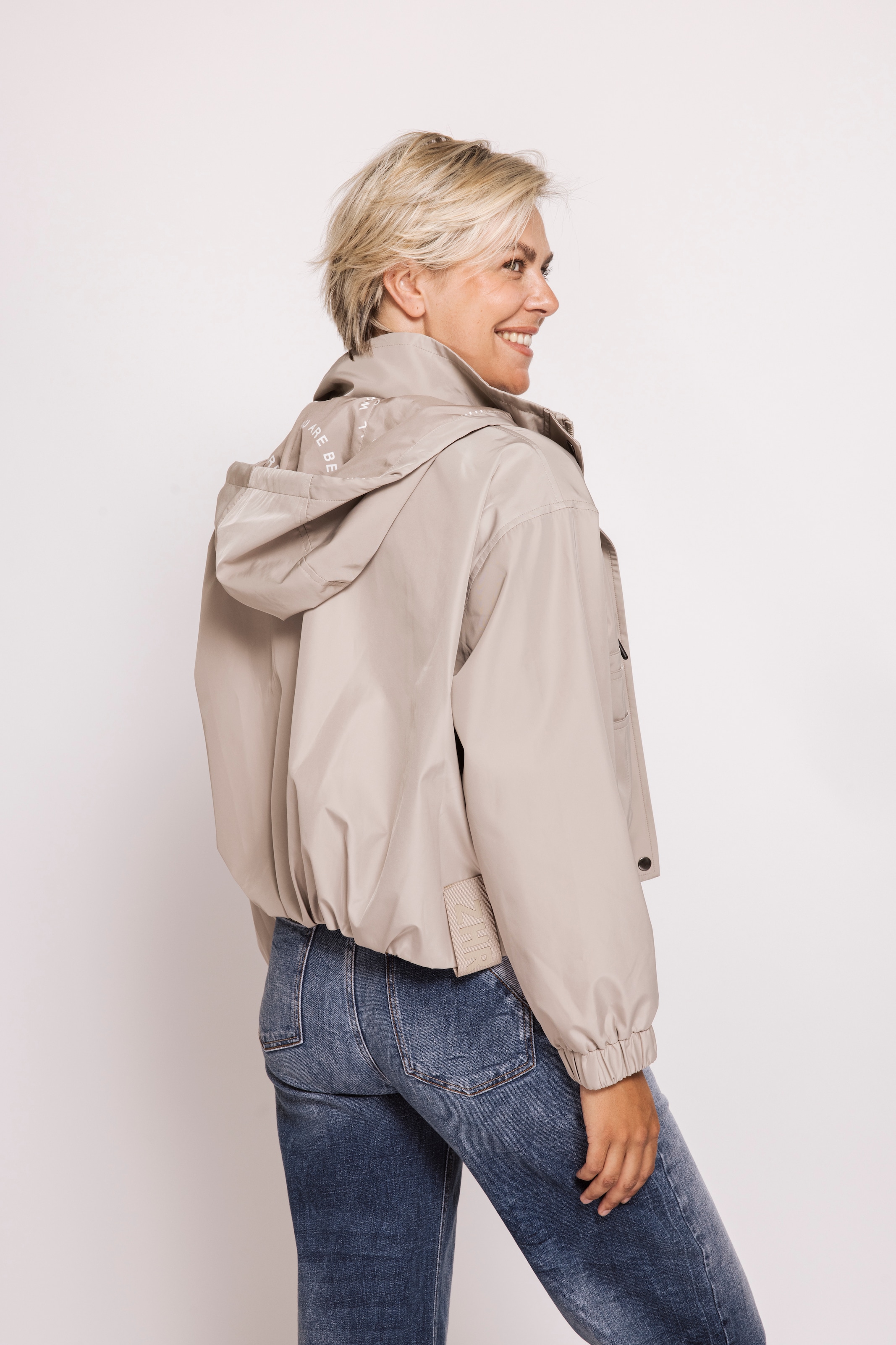 Zhrill Veste courte »ZHBIRA Kurzjacke« mit Kapuze mit Kapuze und Reissverschluss