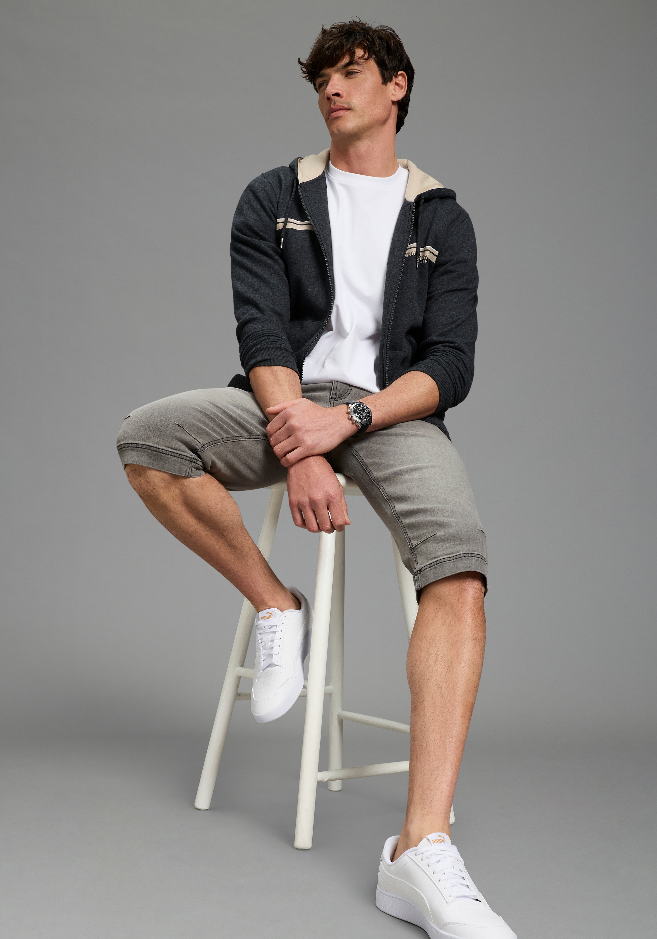 Bruno Banani Bermuda en jean »Hutch-Bermuda« Straight-Fit, normale Leibhöhe, aus elastischem Denim-Material