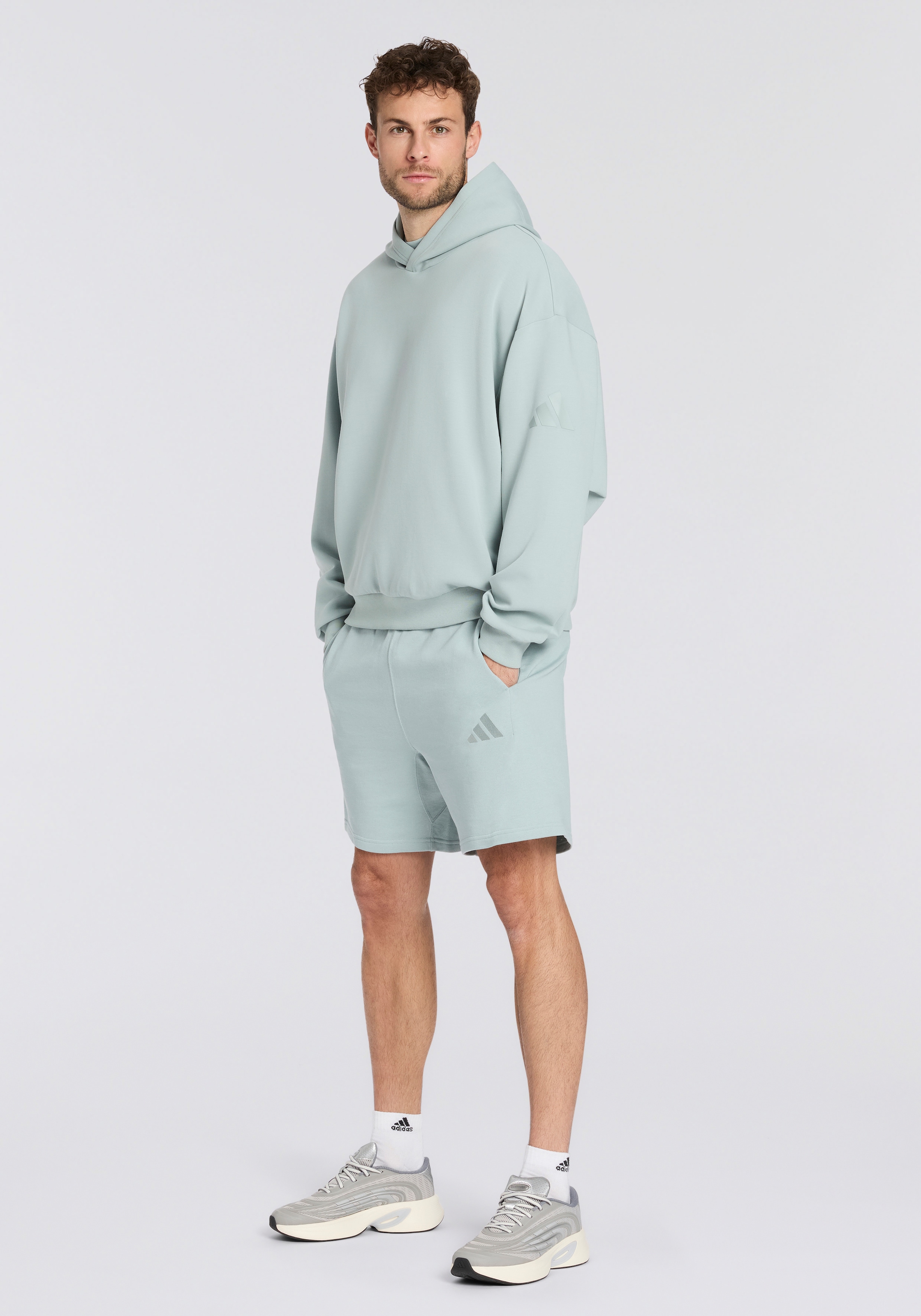 adidas Sportswear Sweat à capuche »SOFT LUX HOODIE«, mit Kapuze, für Sportmode und Freizeit, mit 3-Streifen-Logo-Print
