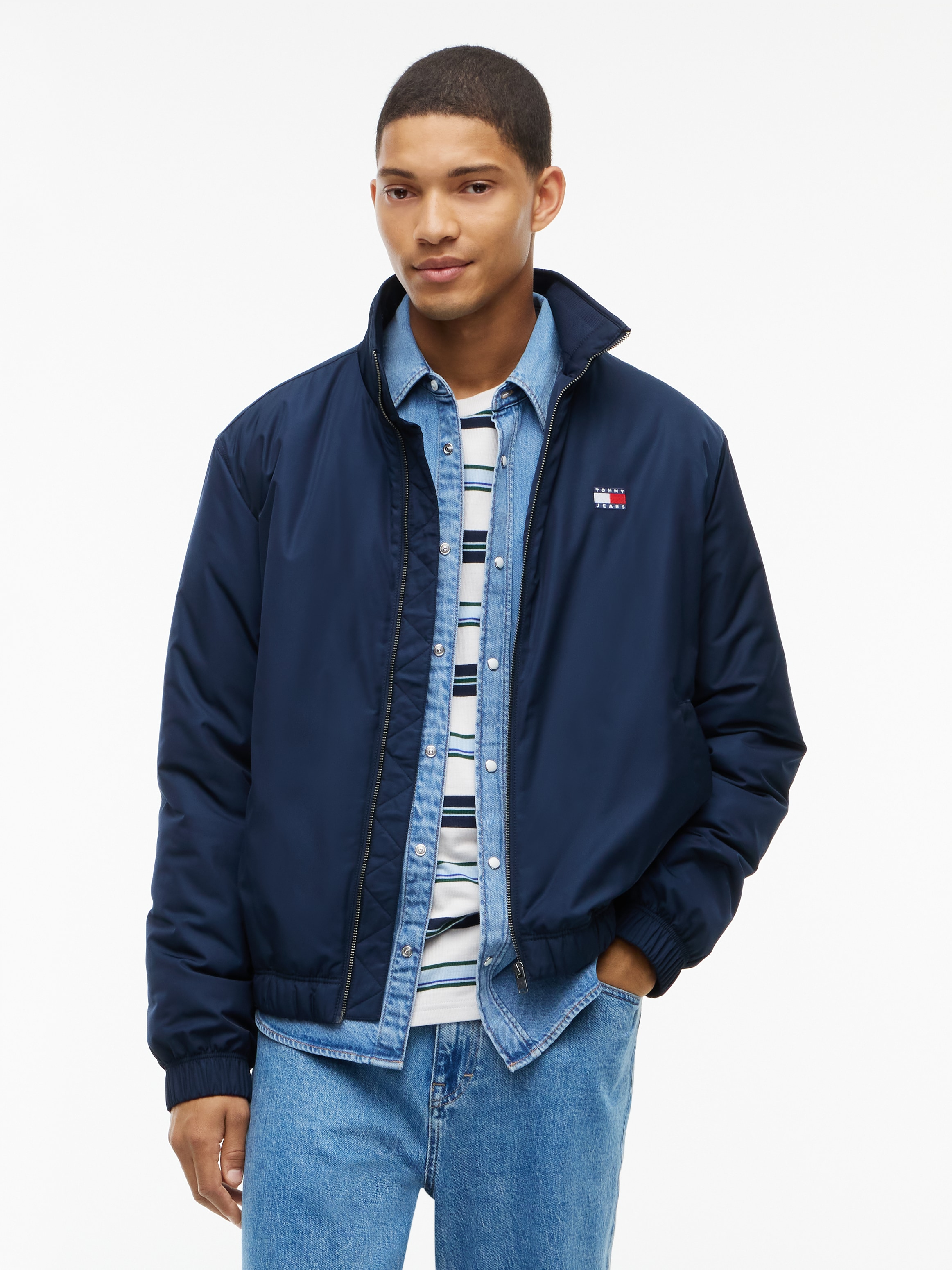 Tommy Jeans Blouson »TJM ESSENTIAL PADDED JACKET EXT« veste de loisirs, veste de mi-saison brillante, bord-côtes stretch, col montant
