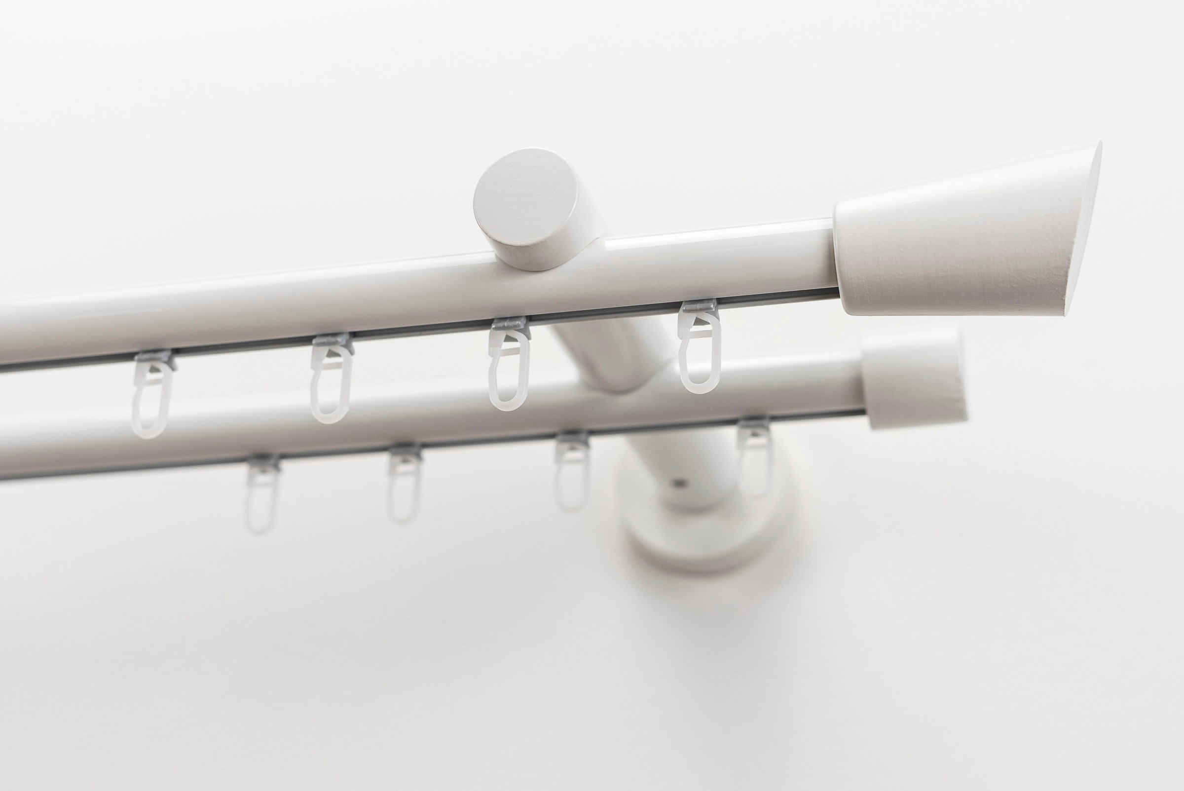 Image of GARESA Gardinenstange »MOLIS«, 2 läufig-läufig, Wunschmasslänge, Vorhanggarnitur, Innenlaufgarnitur, einfache Montage, mit Profilverbinder verlängerbar, Wandmontage, Keil bei Ackermann Versand Schweiz