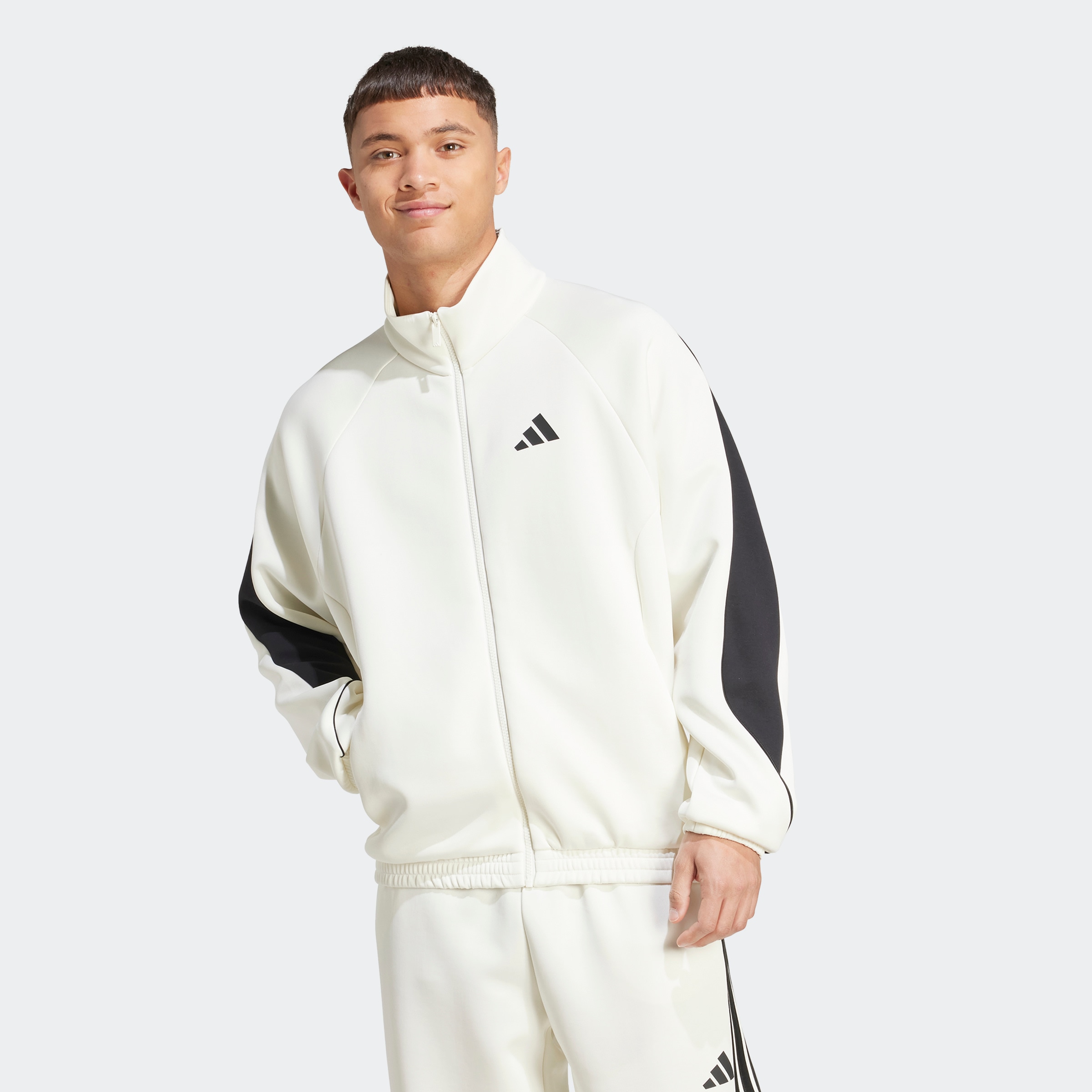 adidas Sportswear Veste d'entraînement »STADIUM« avec col roulé, coupe décontractée, en polyester et coton