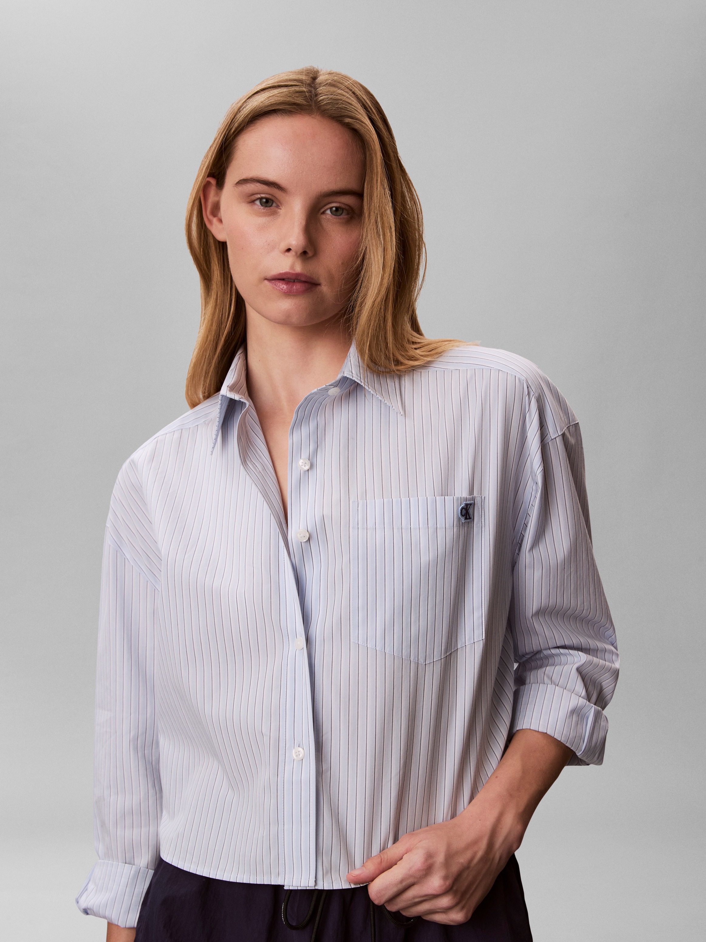 Calvin Klein Jeans Hemdbluse »COTTON POPLIN CROPPED« Regular fit mit normalem Hemdkragen