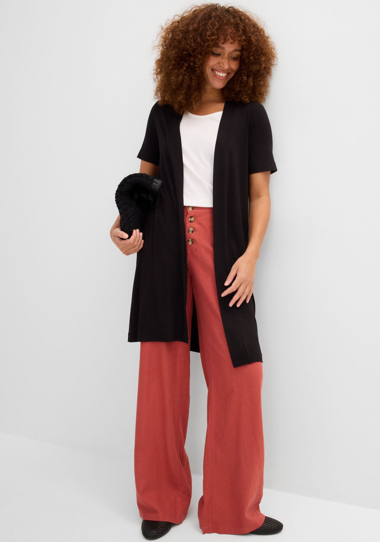 bonprix Shirtjacke »Shirtjacke aus softer Viskose« lockere Passform, Kurzarm-Design, für vielseitige Anlässe
