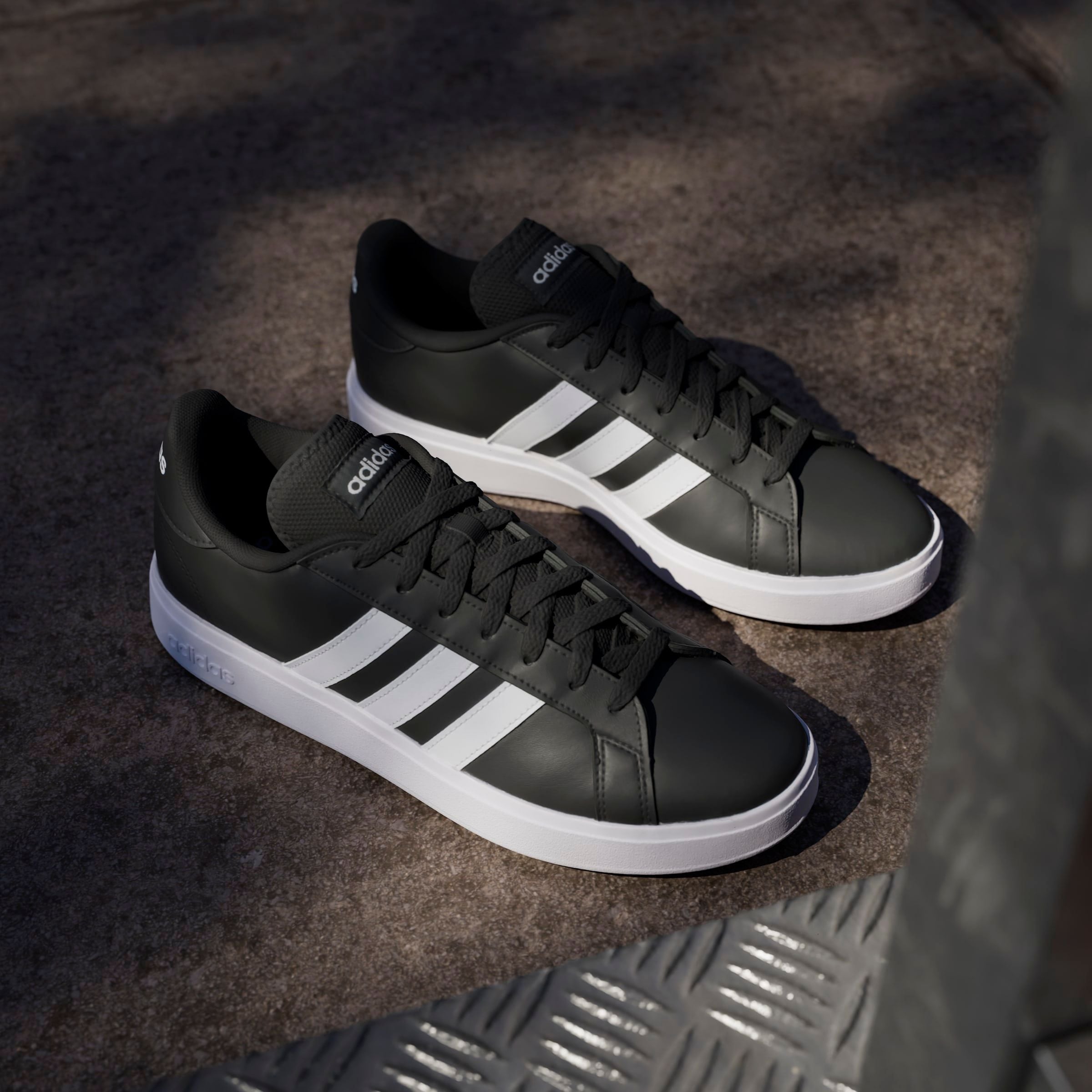 adidas Sportswear Sneaker »GRAND COURT TD LIFESTYLE COURT CASUAL«, Design auf den Spuren des adidas Superstar