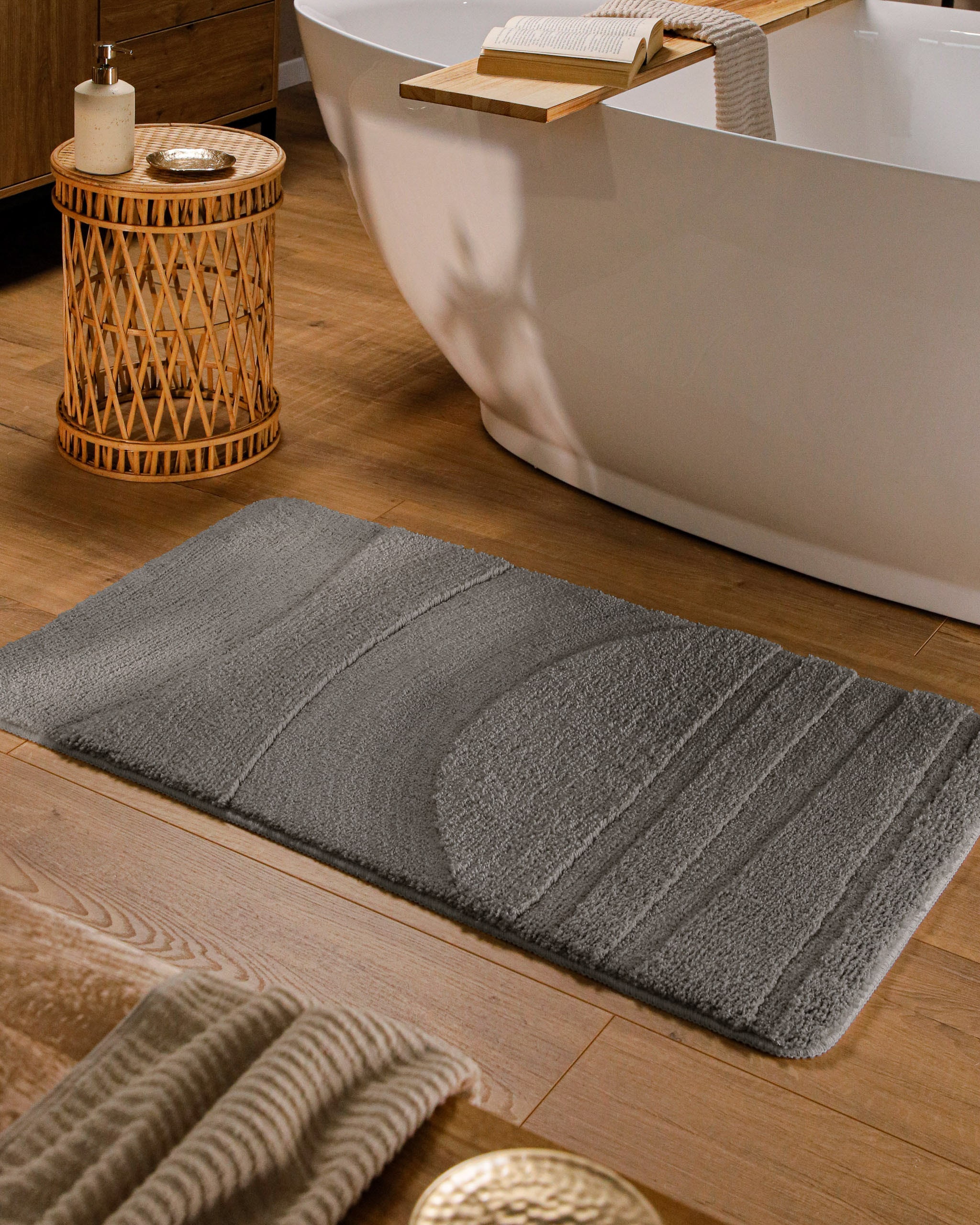 Wecon home Tapis de bain »Marc« Höhe 25 mm Badteppich, Hoch-Tief-Linien, weich, rutschhemmend, waschbar, getuftet