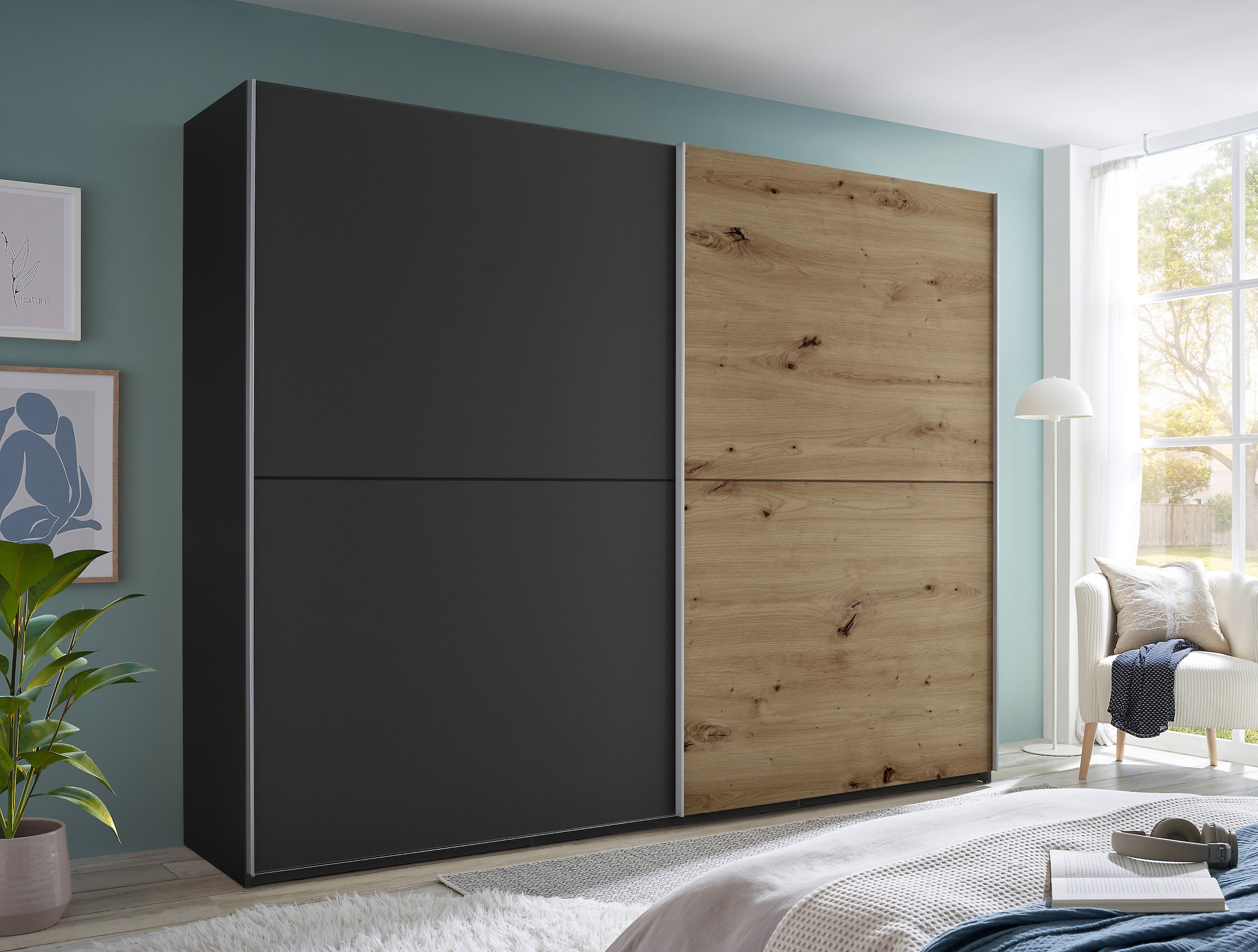 Schlafkontor Schwebetürenschrank »Mesio, 2-türiger Kleiderschrank, Schiebetürenschrank mit viel Stauraum«, inklusive Hoteleinteilungen aussen und Einlegeböden oben