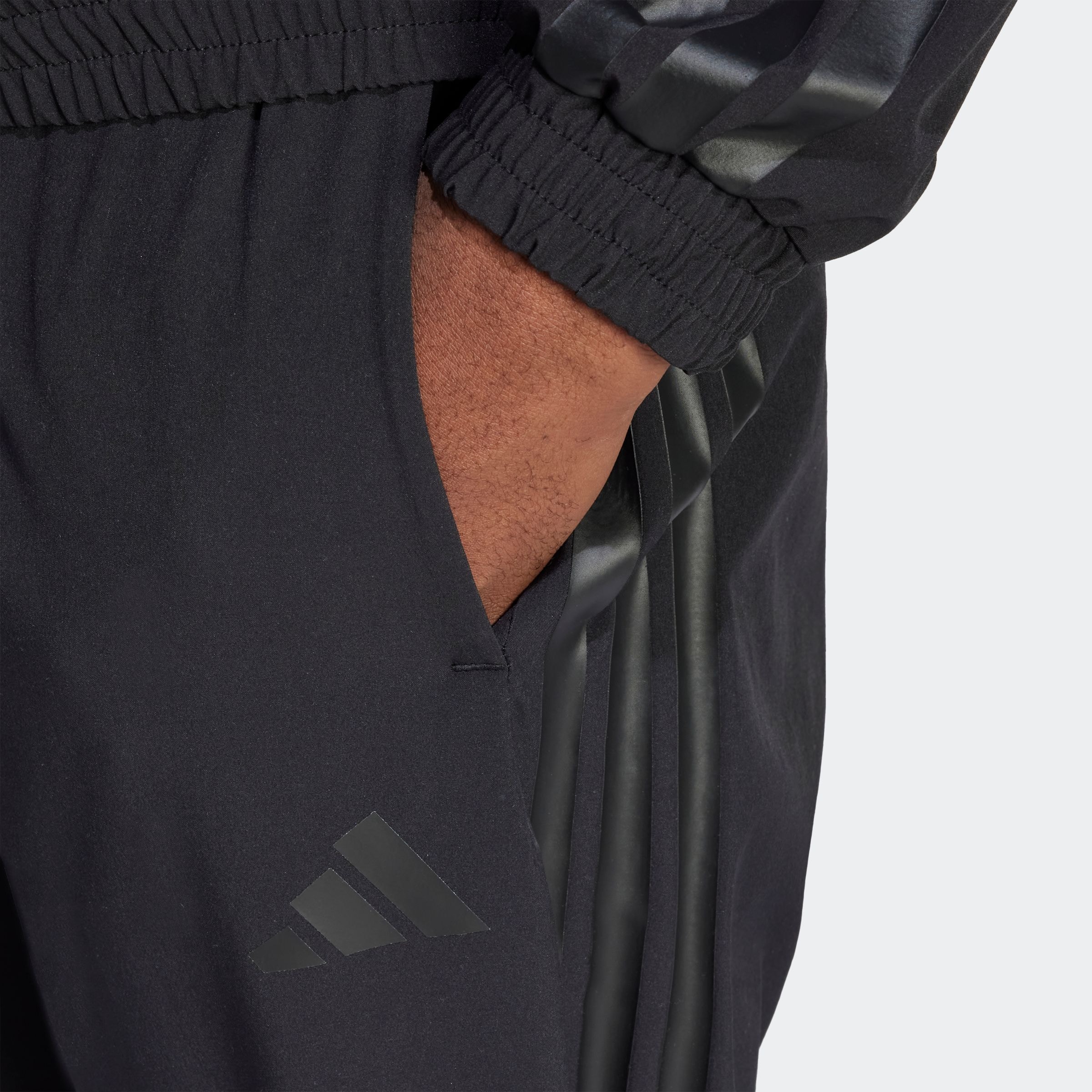 adidas Sportswear Sporthose »M TIRO WVN PT«, (1 tlg.)
