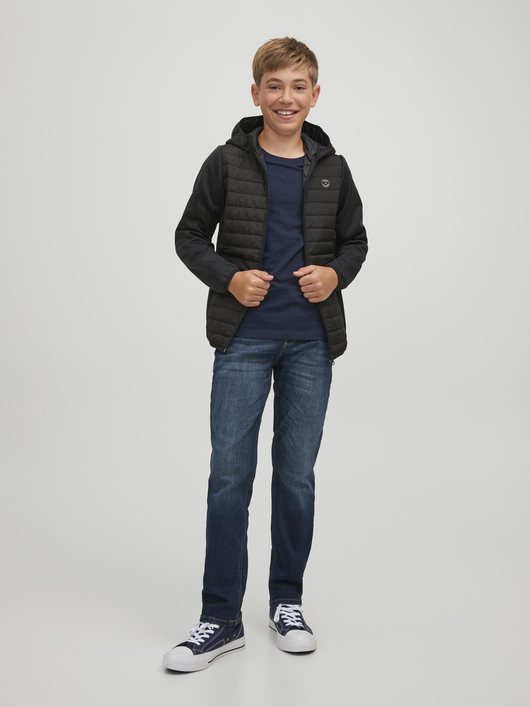 Jack & Jones Junior Rundhalsshirt »JJEORGANIC figurbetont, atmungsaktiv, kombinierbar« unifarben, casual, slim fit, Jersey, Rundhals