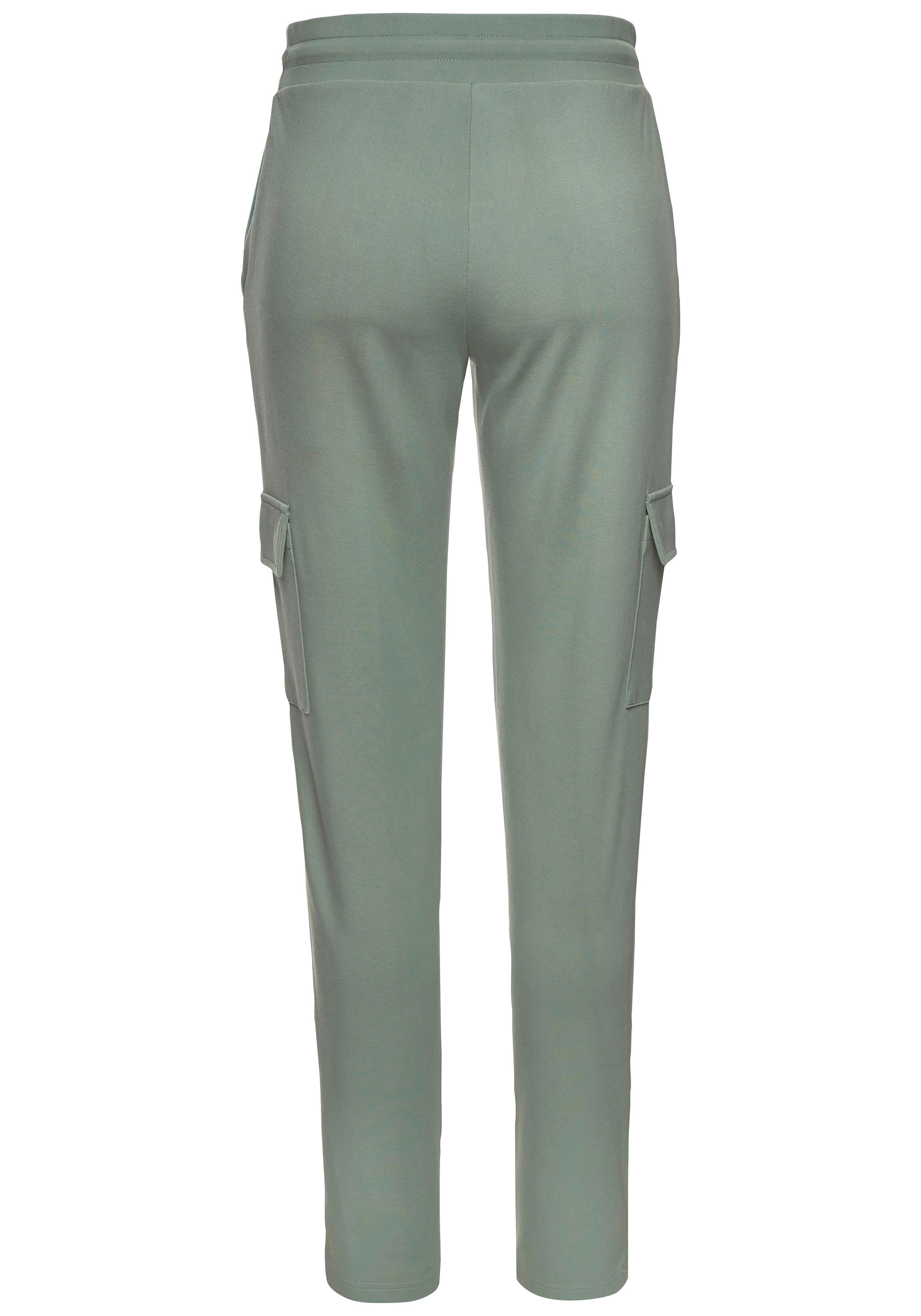 LASCANA Cargohose, in weich fliessendem Material, Loungewear
