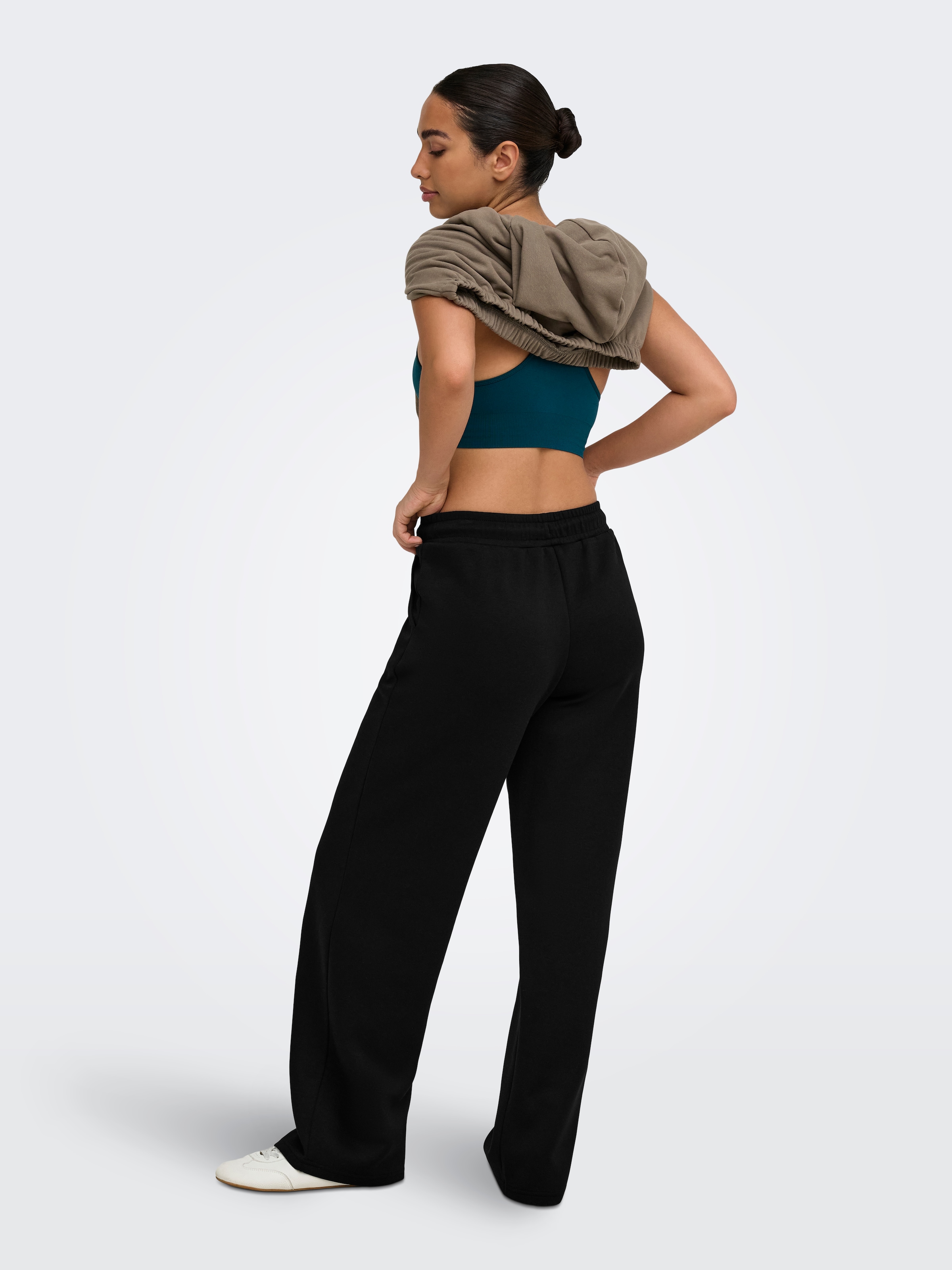 ONLY Play Pantalon sweat »ONPLOUNGE MW STR SWT PNT NOOS«  mélange de matériaux