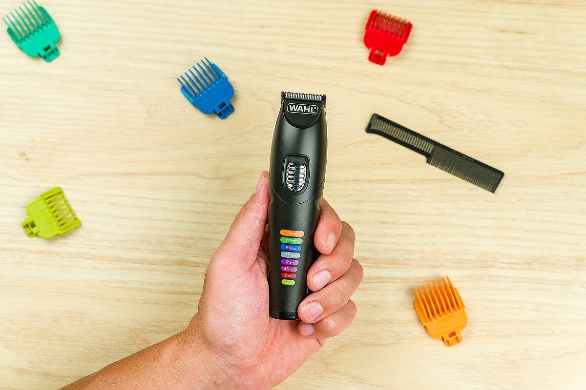 Wahl Trimmer multifonctionnel »Color Trim Advanced« 13 Aufsätze Farbcodierte Aufsteckkämme, Lithium-Ionen-Technologie, USB Aufladung