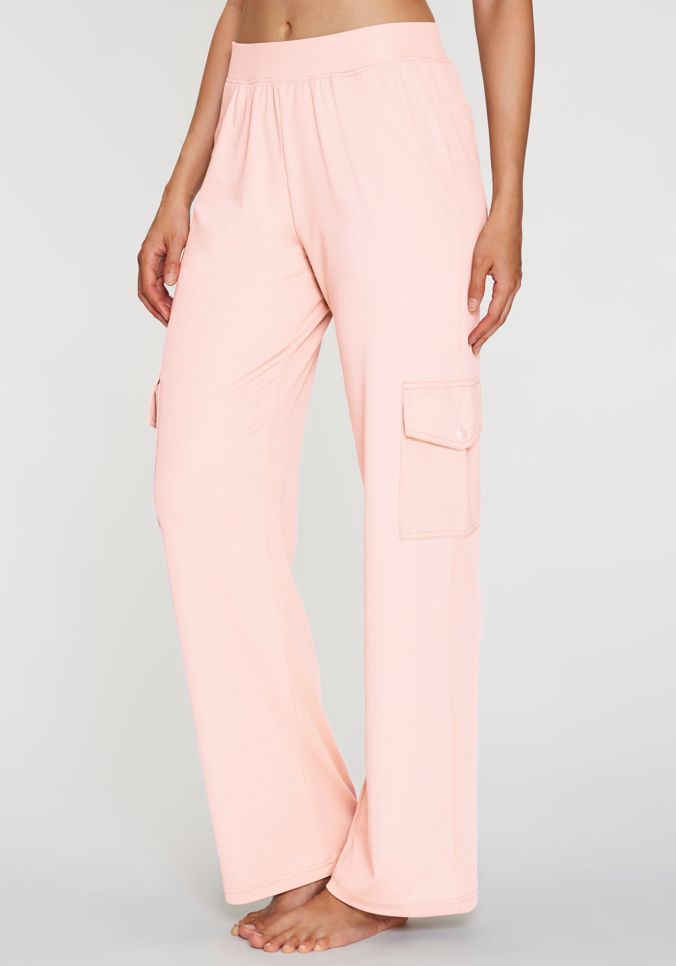Image of H.I.S Cargohose mit 6 praktischen Taschen, Loungewear